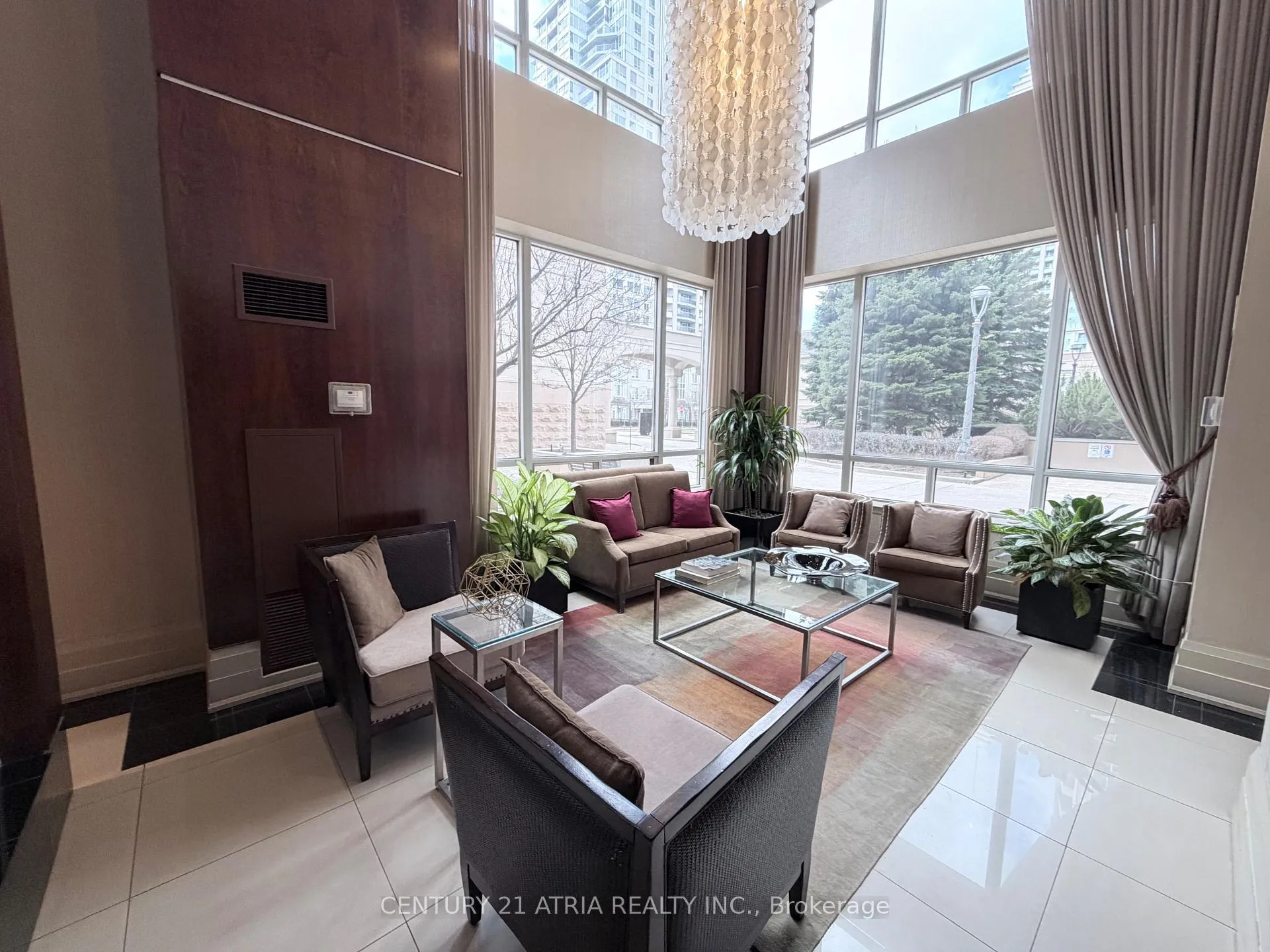 Photo 3 of Unit 303, 8 Rean Drive, North York, Bayview Village — HOMEH