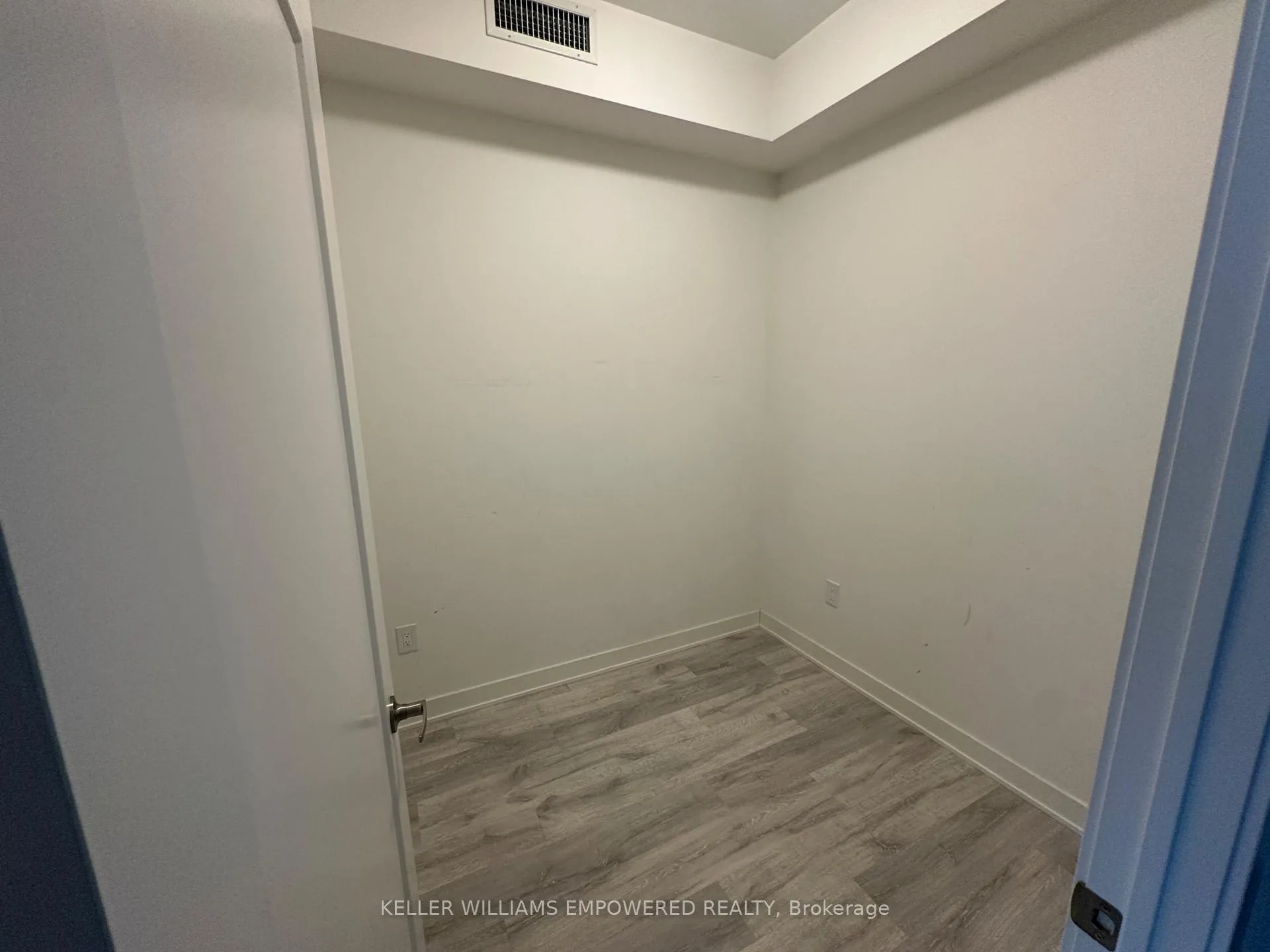 Photo 8 of Unit 1527, 70 Princess Street, Toronto, Waterfront Communities — HOMEH