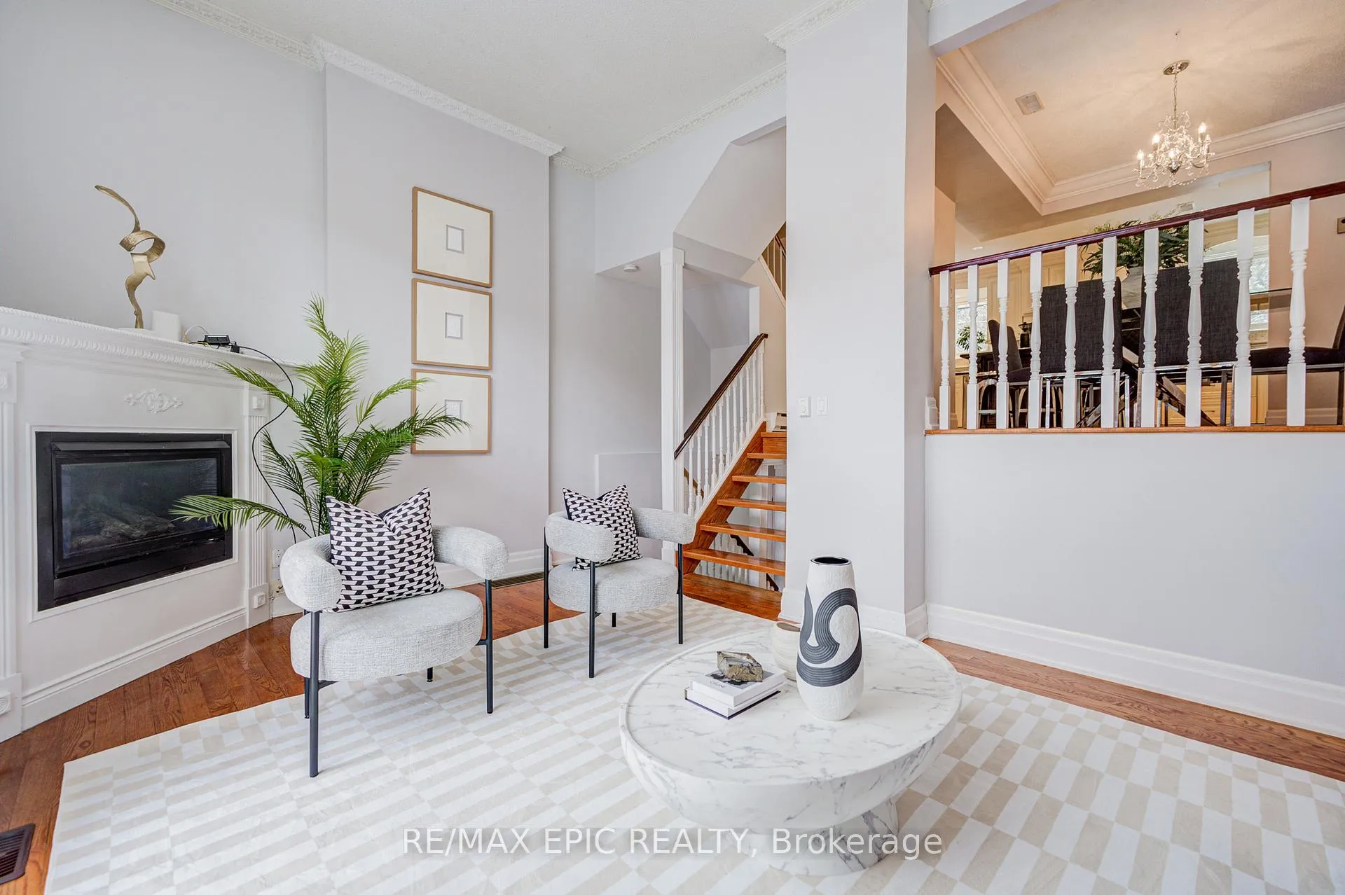 Photo 9 of Unit 6, 115 Henderson Avenue, Markham, Thornhill — HOMEH