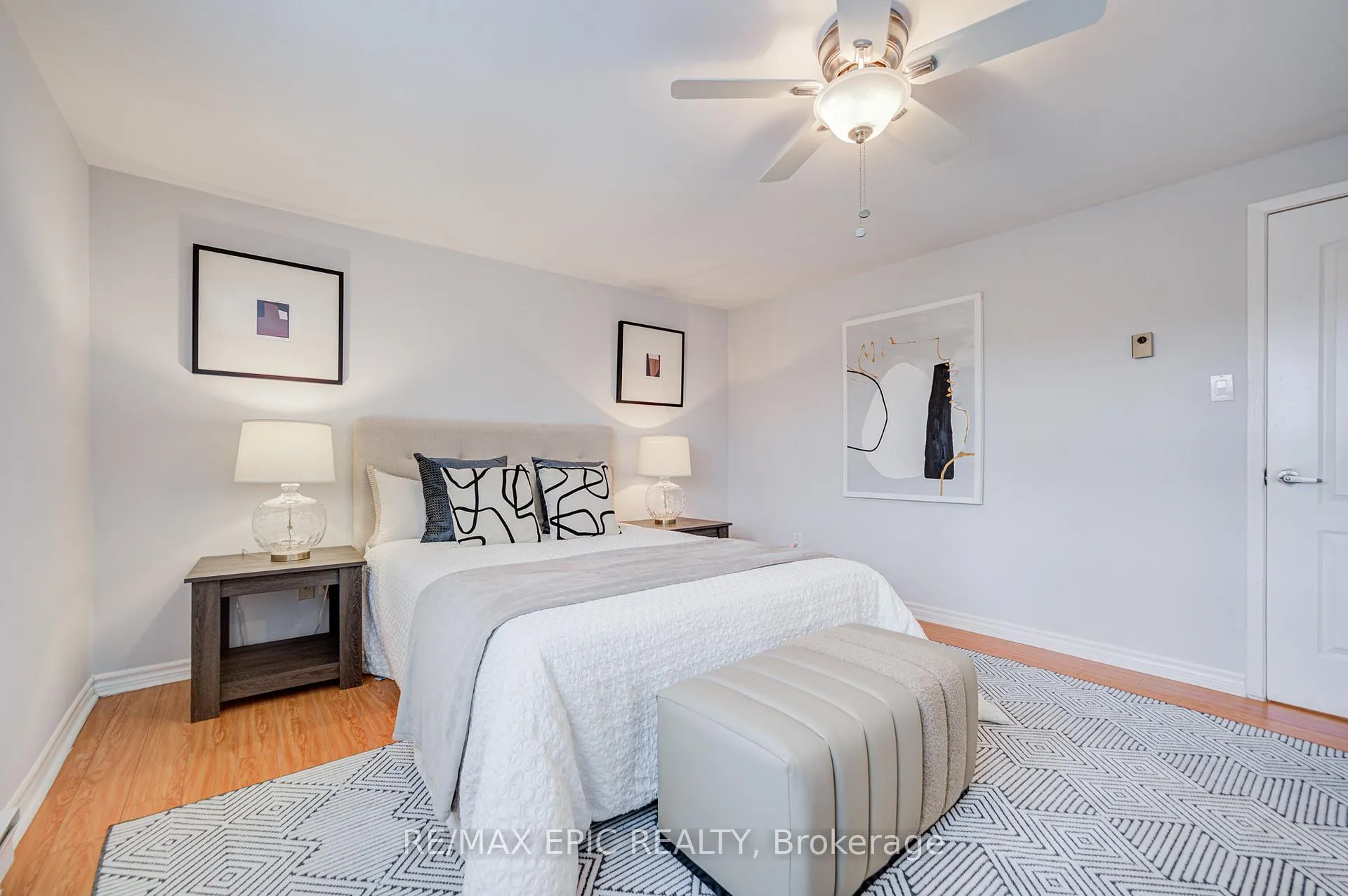Photo 21 of Unit 6, 115 Henderson Avenue, Markham, Thornhill — HOMEH