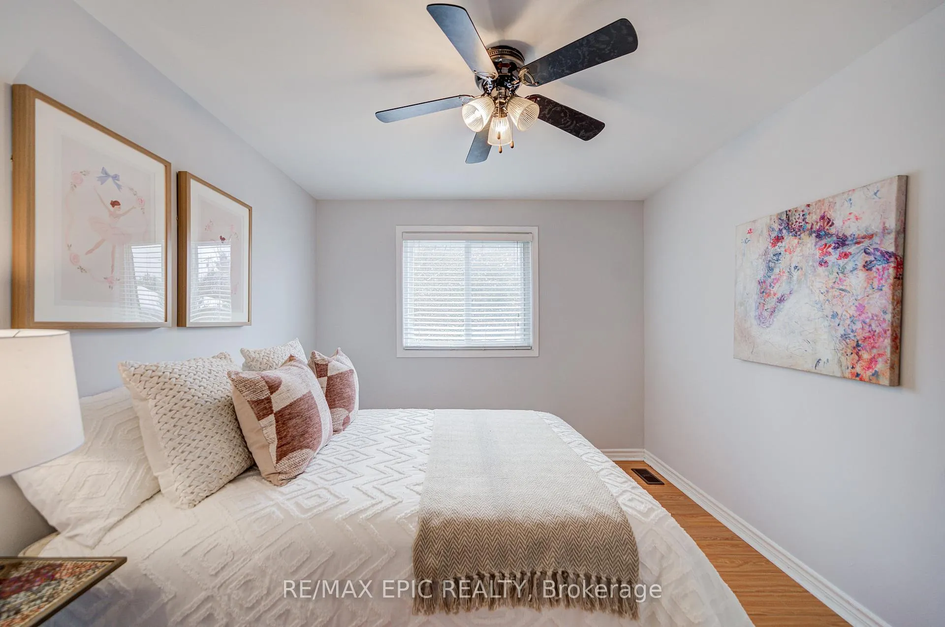 Photo 27 of Unit 6, 115 Henderson Avenue, Markham, Thornhill — HOMEH