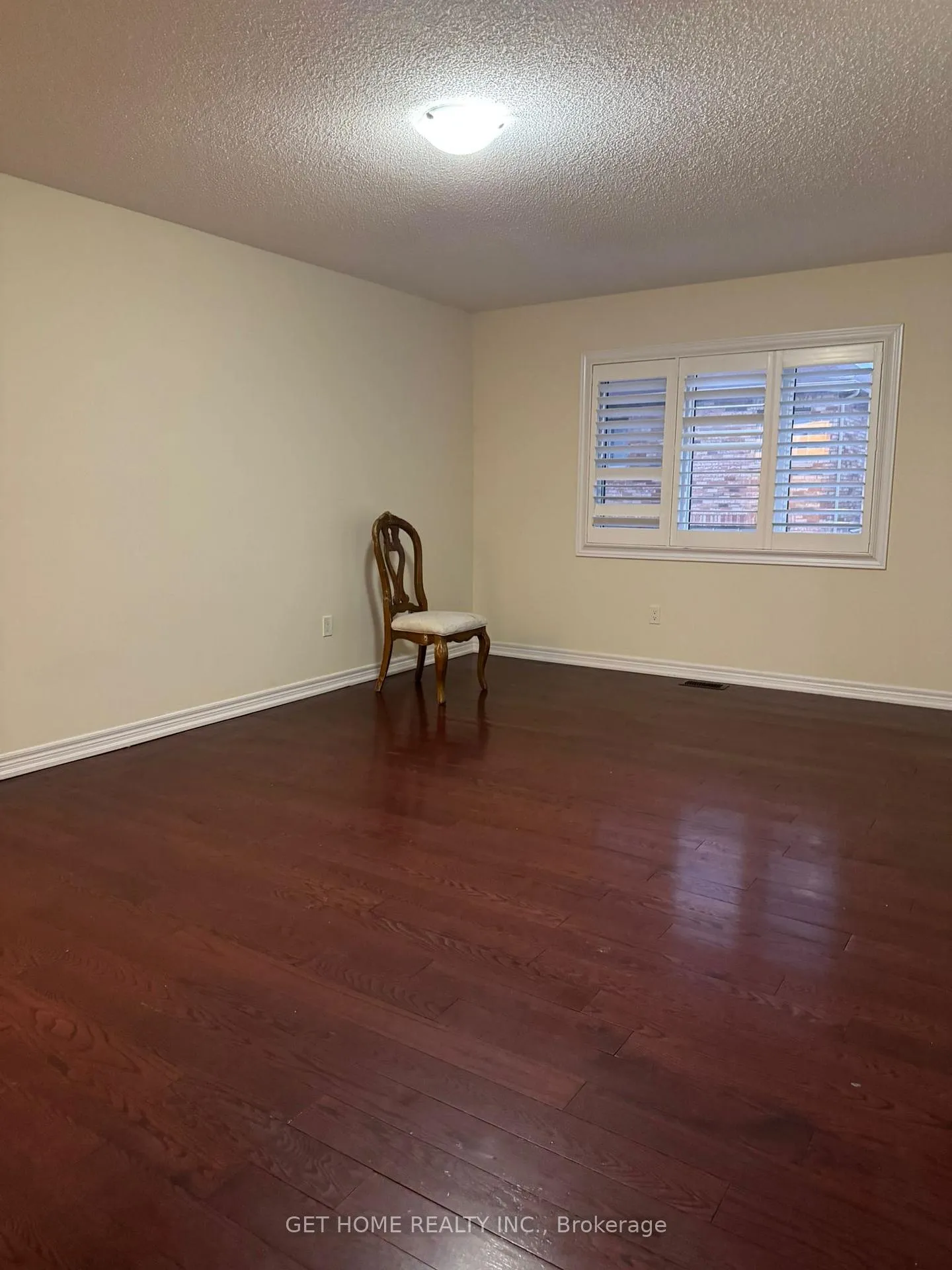 Photo 20 of Unit Upper, 60 Ebury Drive, Brampton, Credit Valley — HOMEH