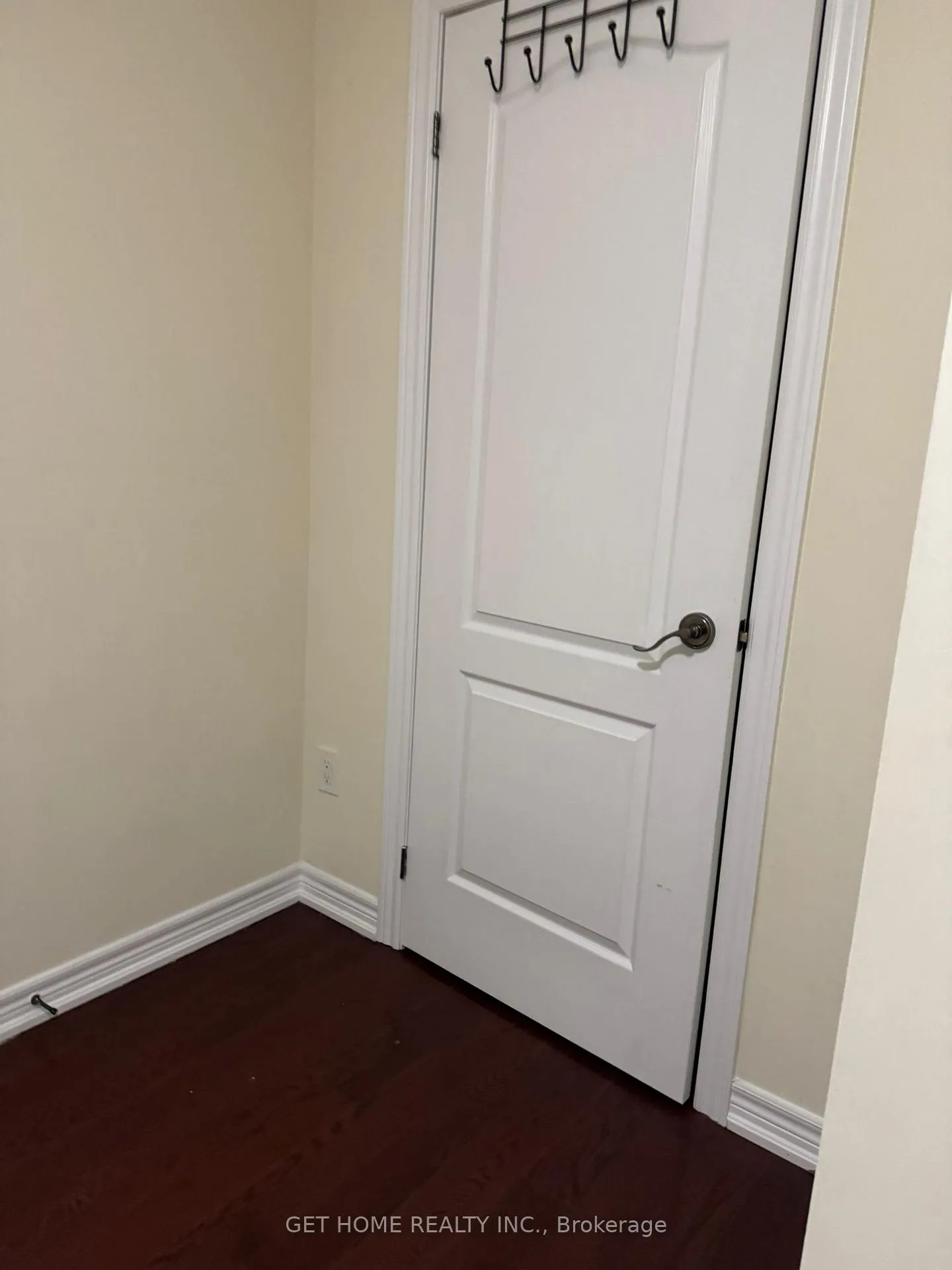 Photo 23 of Unit Upper, 60 Ebury Drive, Brampton, Credit Valley — HOMEH