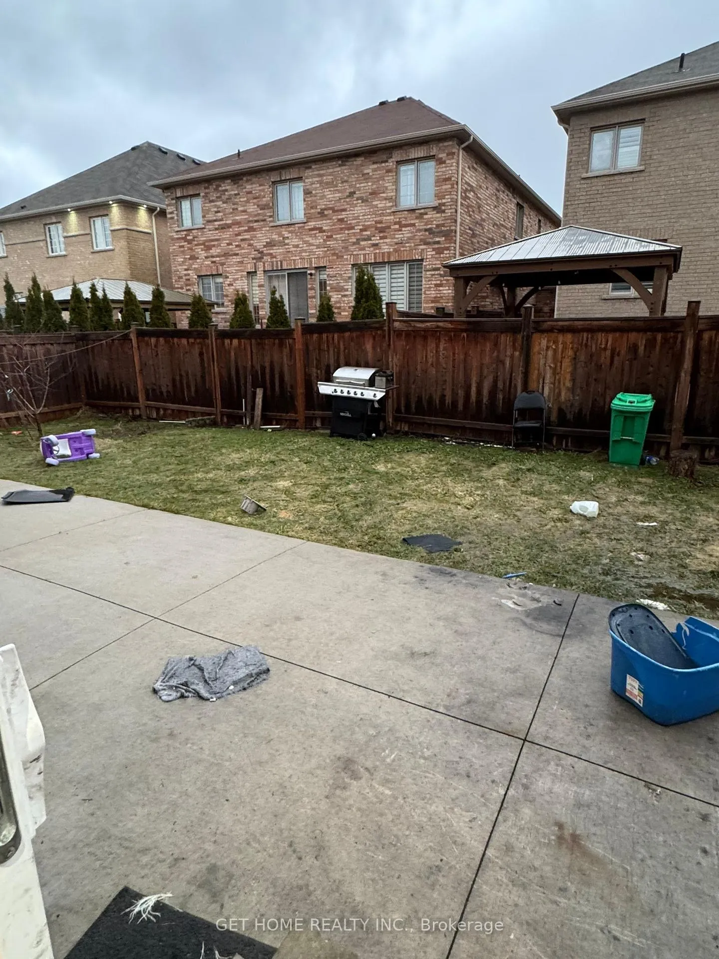 Photo 25 of Unit Upper, 60 Ebury Drive, Brampton, Credit Valley — HOMEH
