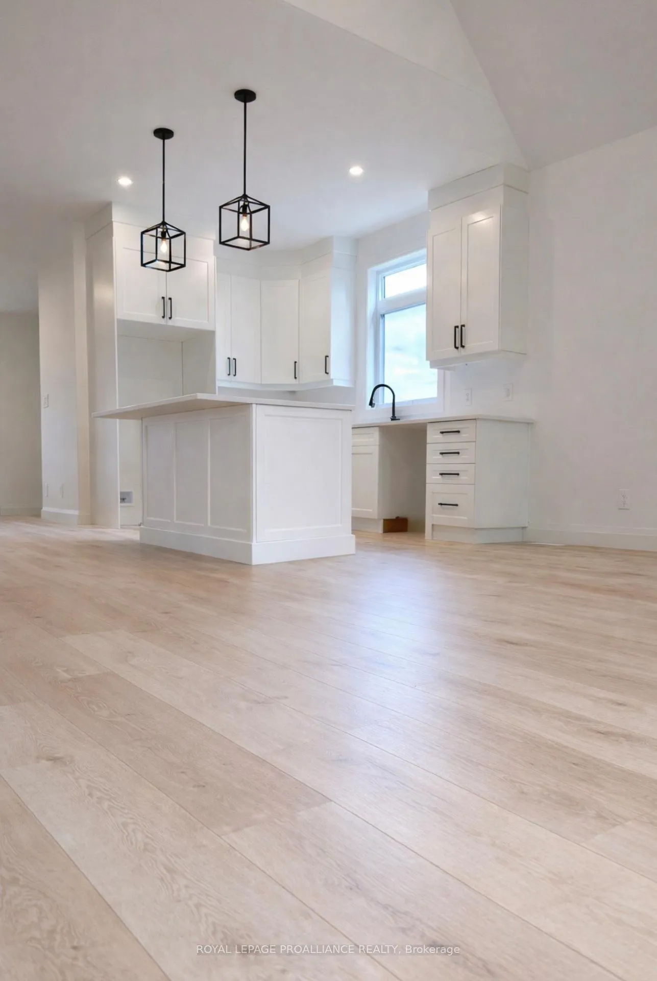 Photo 8 of 6 Mackenzie John Crescent, Brighton — HOMEH