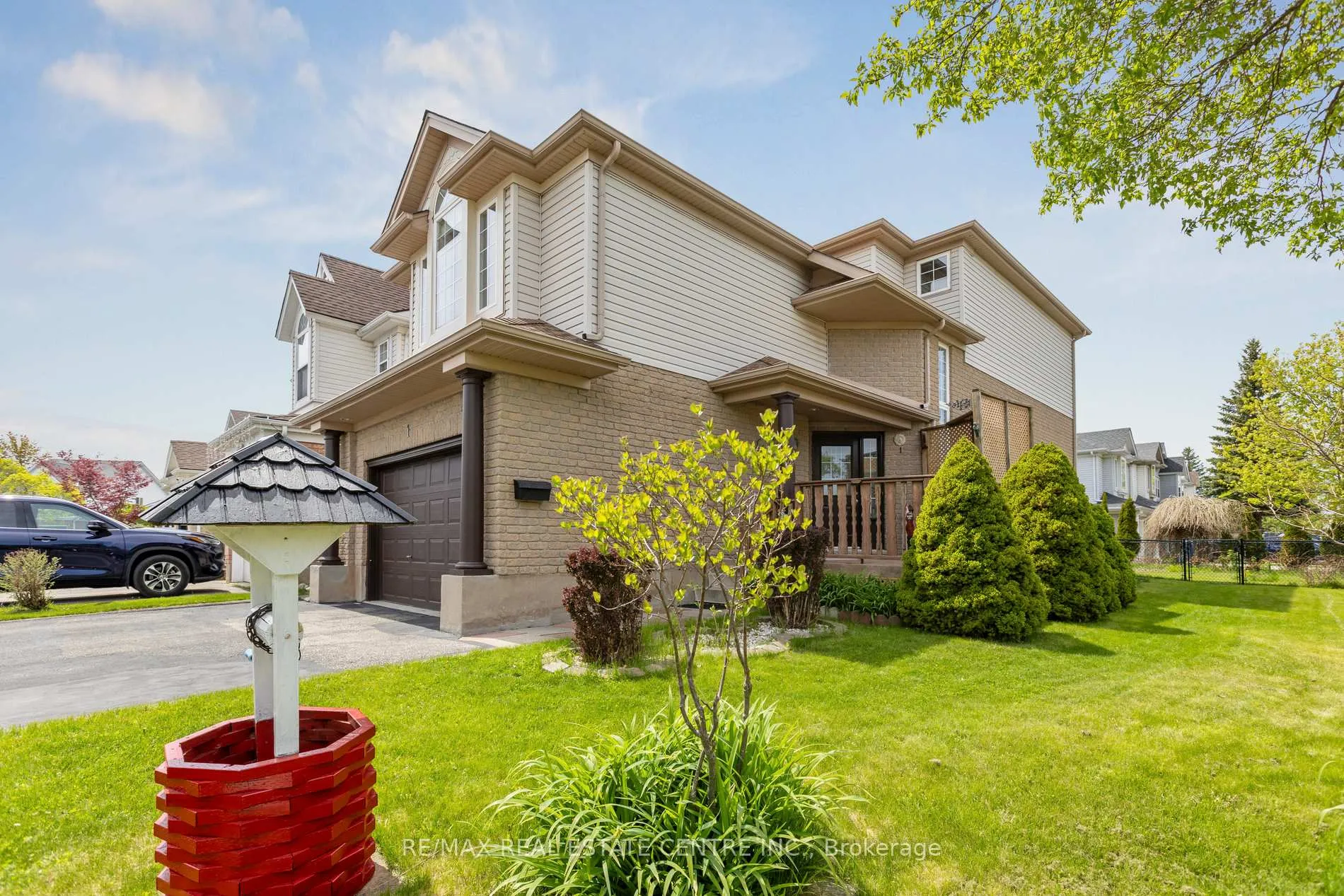 Photo 1 of 1 Silversmith Court, Guelph, Kortright West — HOMEH