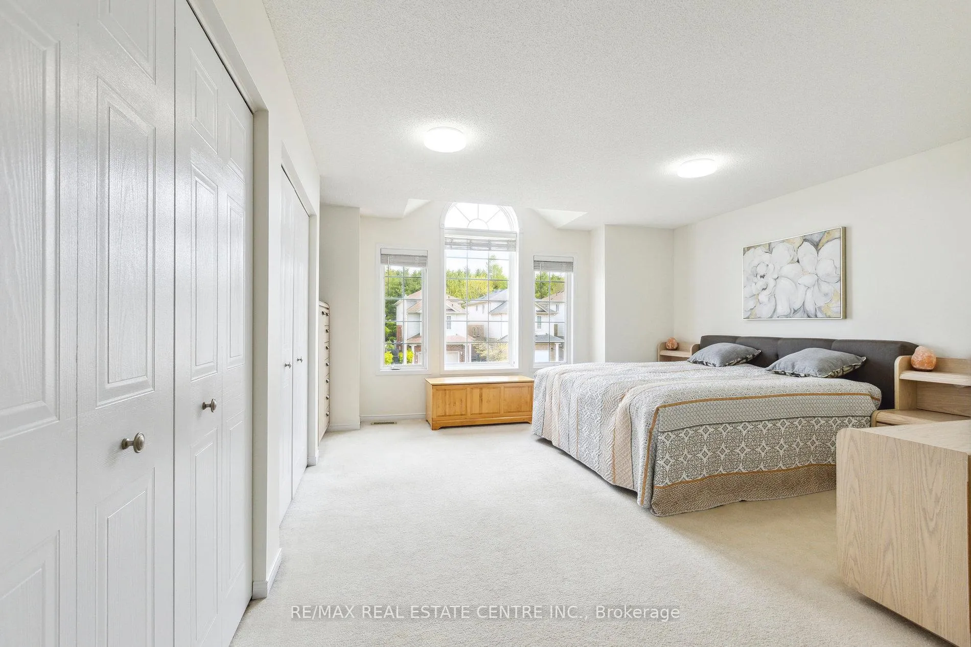 Photo 16 of 1 Silversmith Court, Guelph, Kortright West — HOMEH