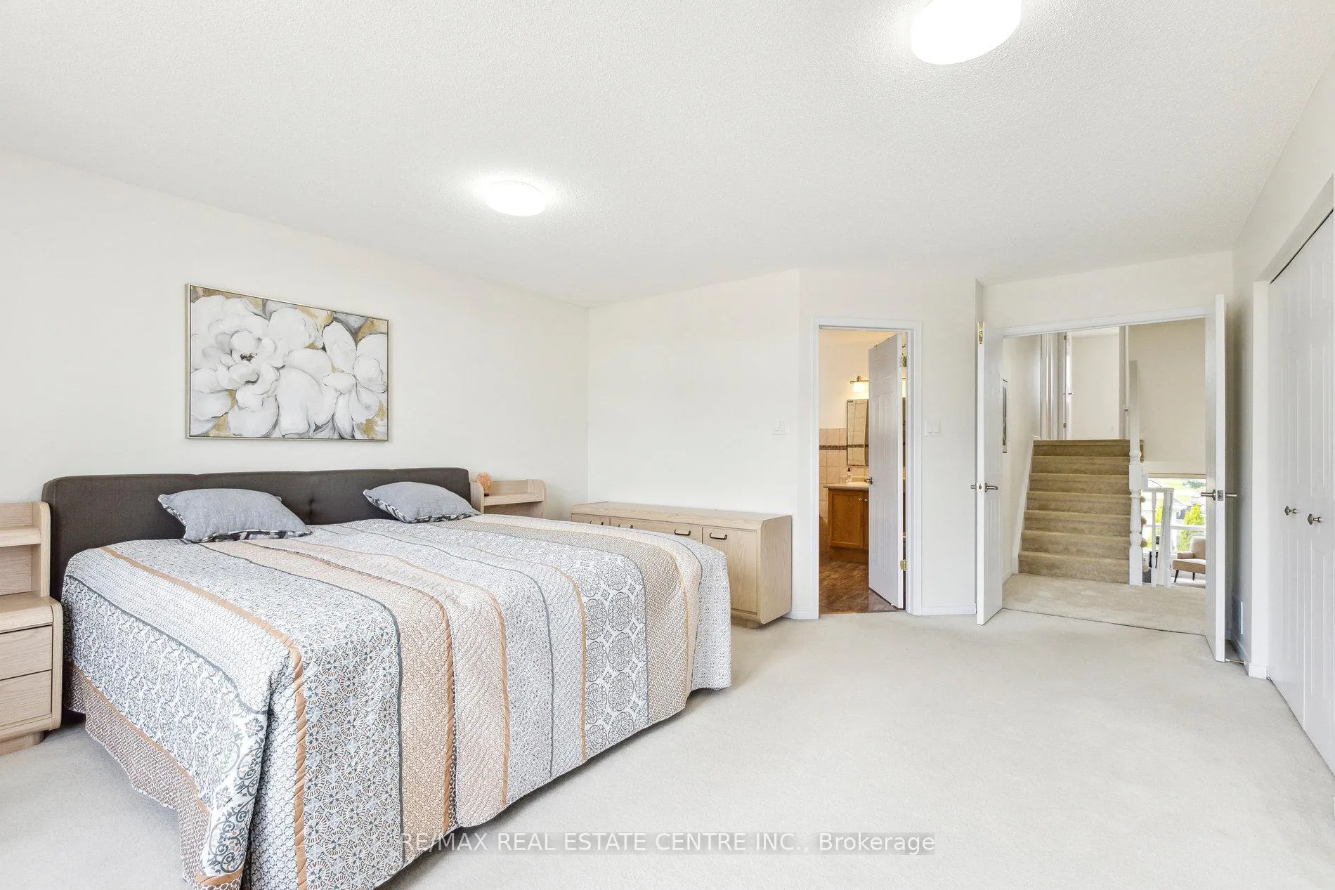 Photo 17 of 1 Silversmith Court, Guelph, Kortright West — HOMEH