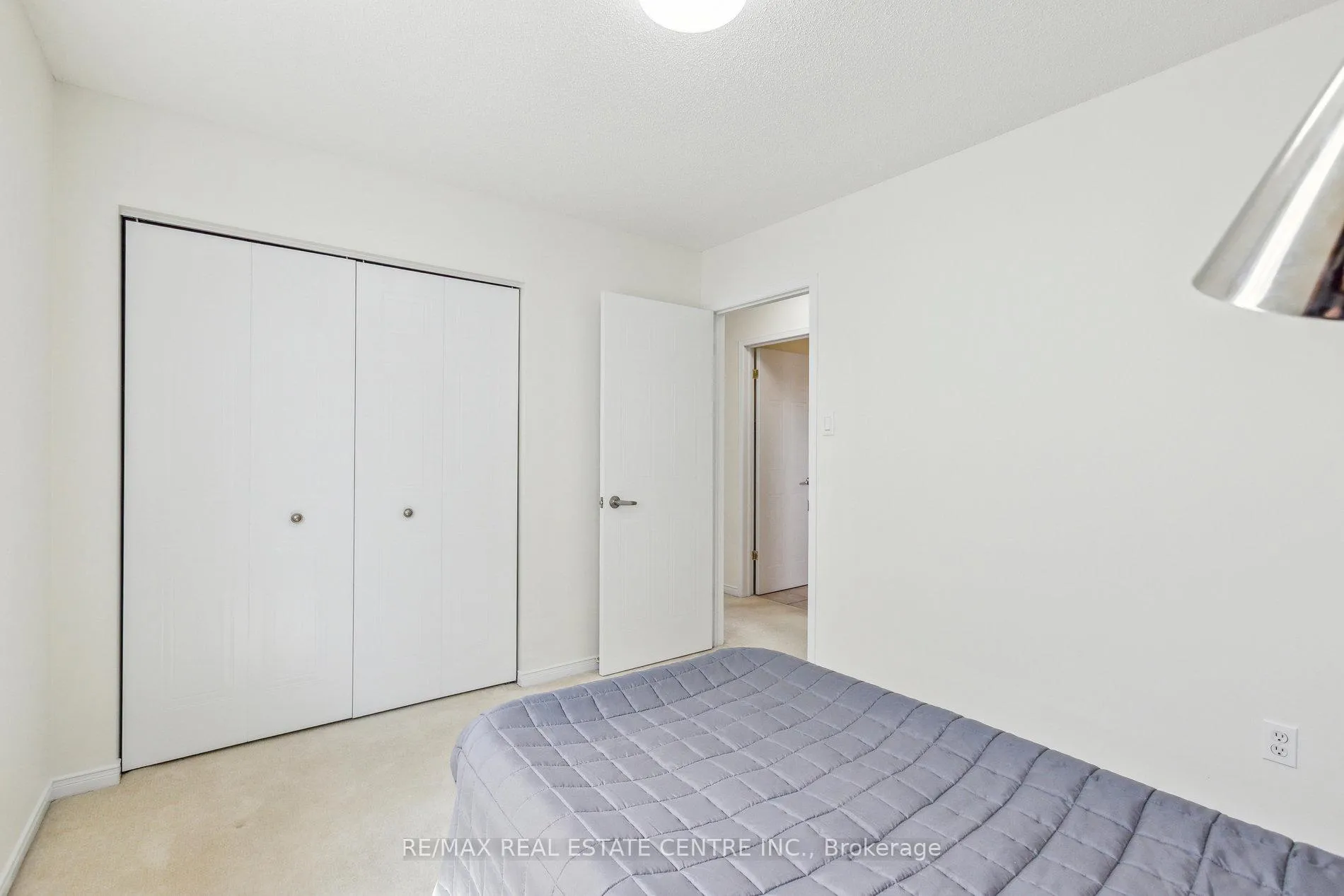 Photo 21 of 1 Silversmith Court, Guelph, Kortright West — HOMEH