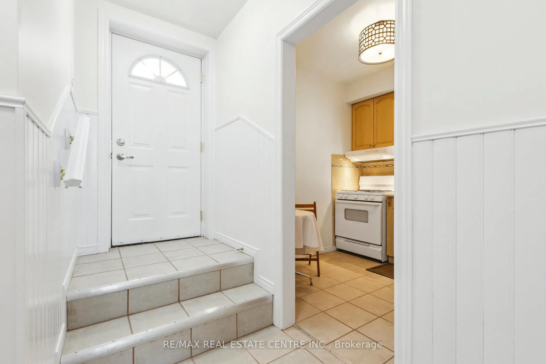 Photo 33 of 1 Silversmith Court, Guelph, Kortright West — HOMEH