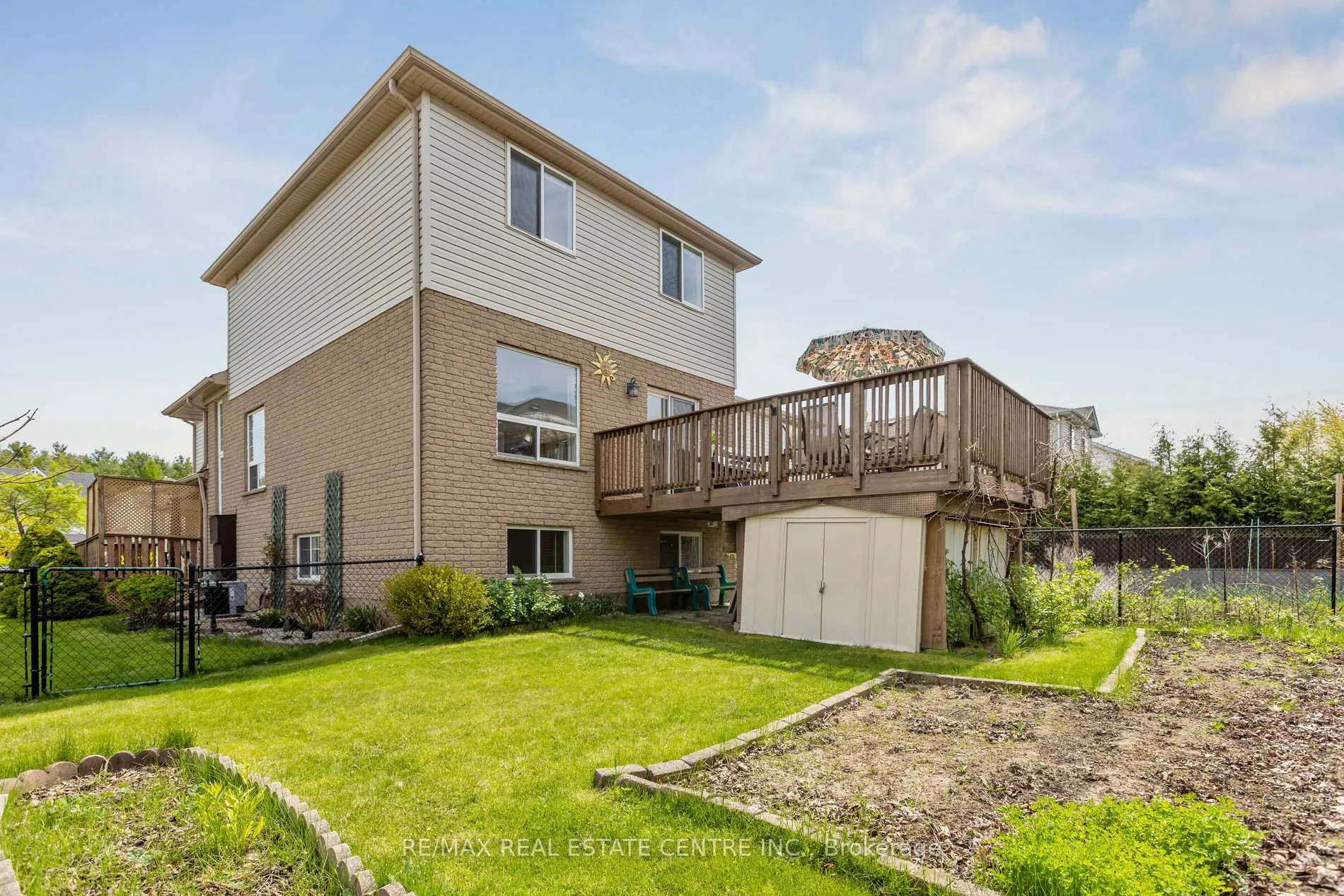 Photo 41 of 1 Silversmith Court, Guelph, Kortright West — HOMEH