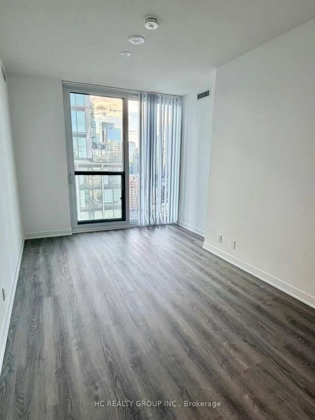 Photo 2 of Unit 2712, 180 Front Street E, Toronto, Moss Park — HOMEH
