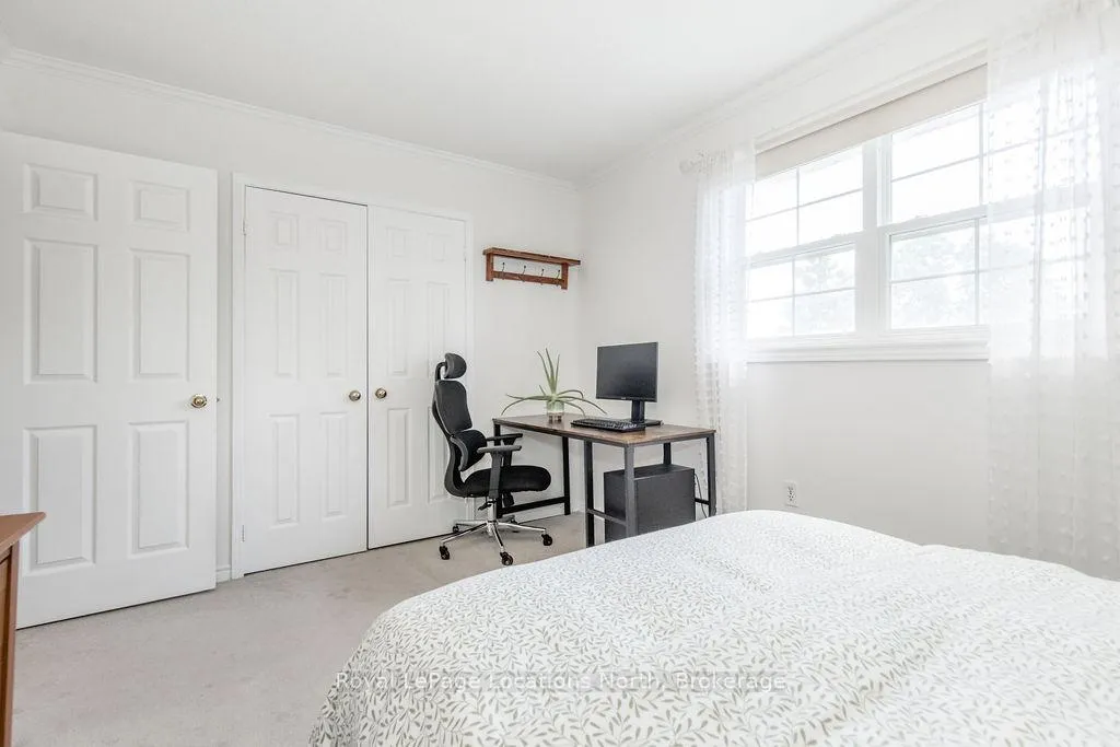 Photo 23 of 10 Barwick Drive, Barrie, West Bayfield — HOMEH