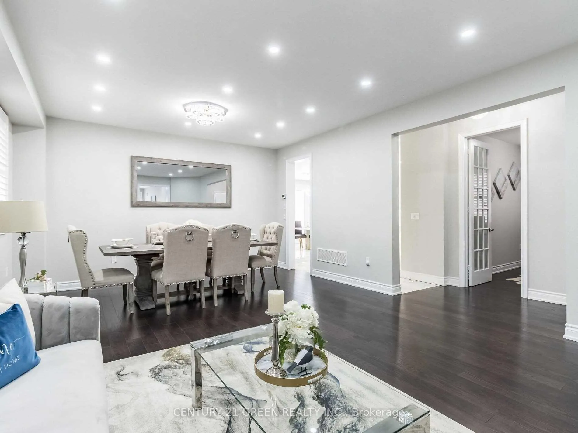 Photo 6 of 39 Argelia Crescent, Brampton, Credit Valley — HOMEH