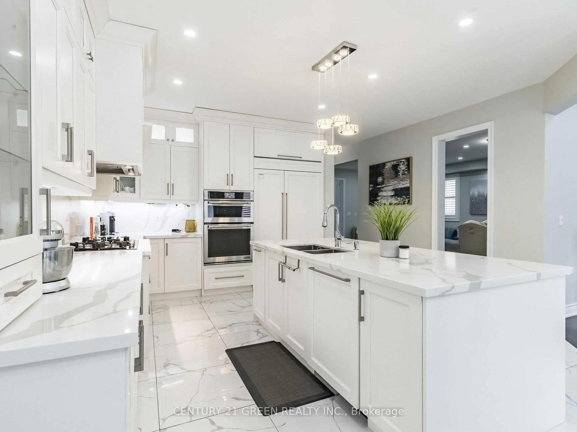 Photo 10 of 39 Argelia Crescent, Brampton, Credit Valley — HOMEH