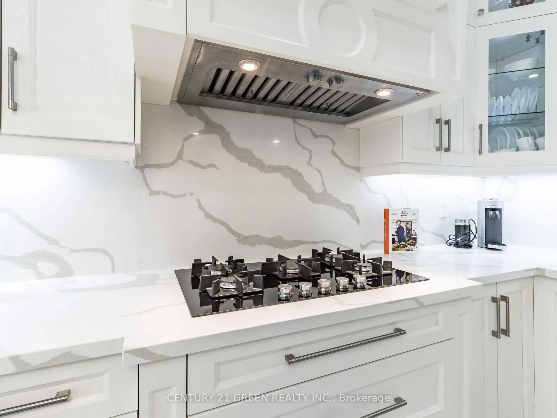 Photo 11 of 39 Argelia Crescent, Brampton, Credit Valley — HOMEH
