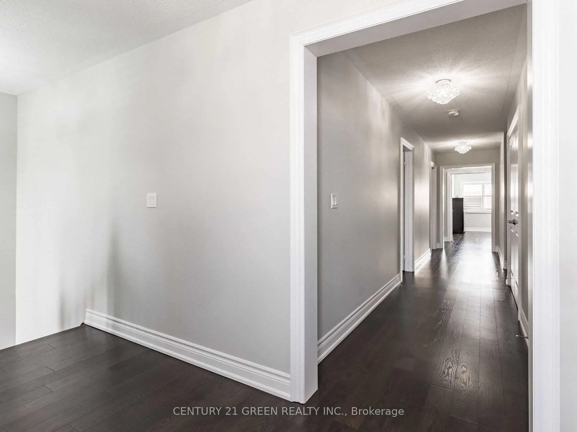 Photo 18 of 39 Argelia Crescent, Brampton, Credit Valley — HOMEH