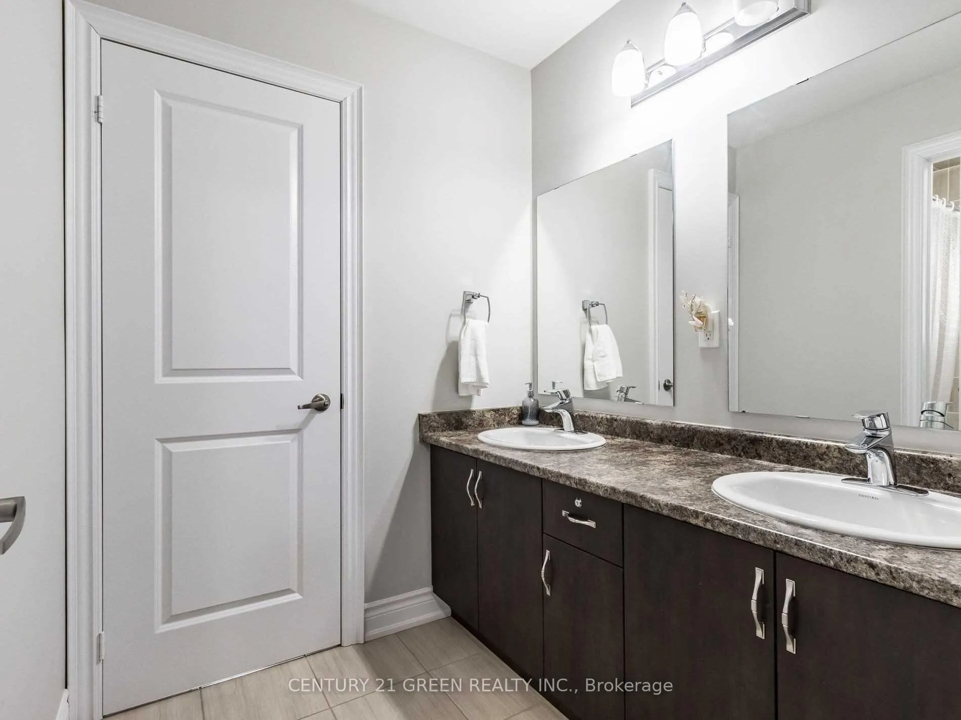 Photo 24 of 39 Argelia Crescent, Brampton, Credit Valley — HOMEH
