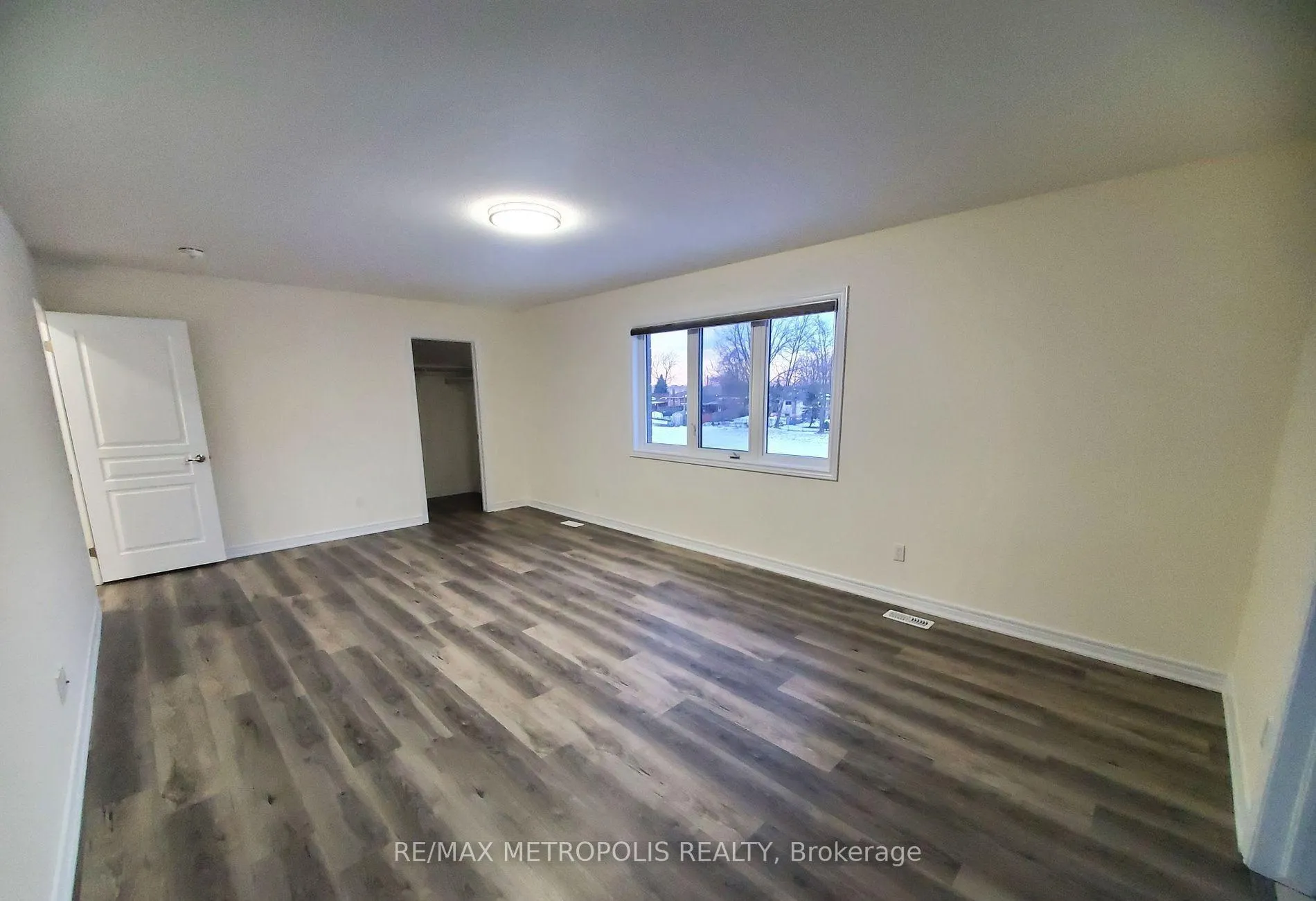 Photo 9 of 6361 Sam Iorfida Drive, Niagara Falls, Oldfield — HOMEH