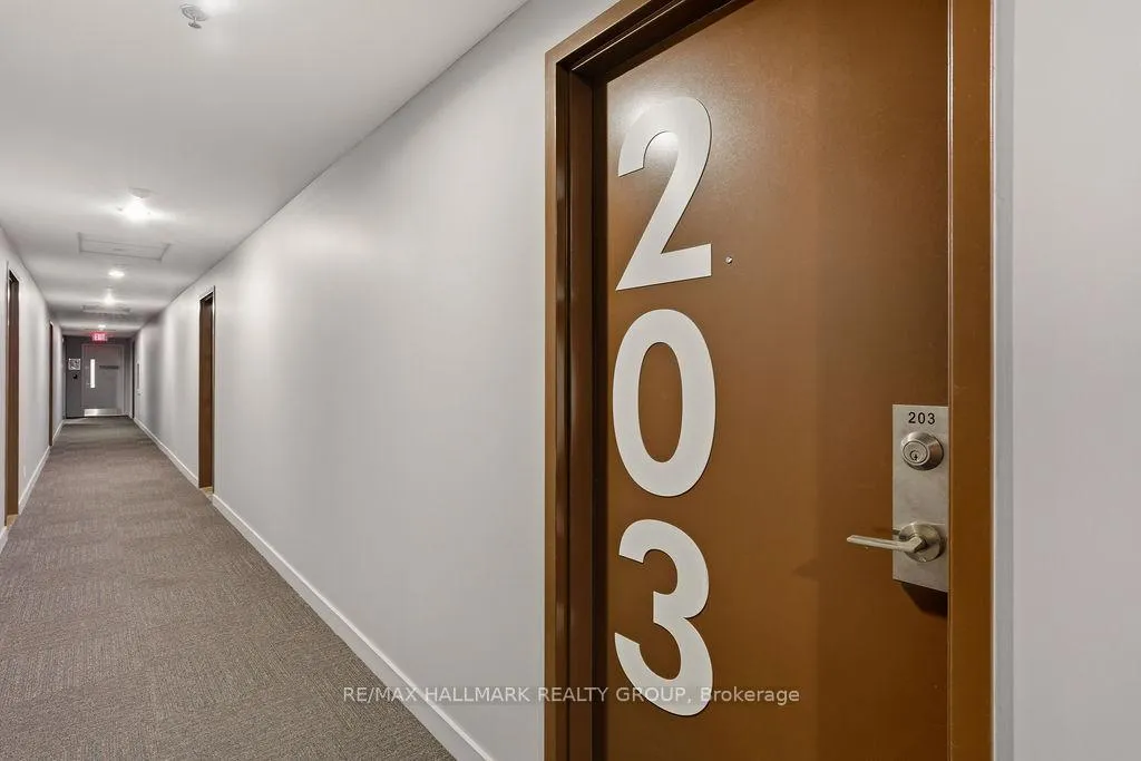 Photo 5 of Unit 203, 360 McLeod Street, Ottawa, Ottawa Centre — HOMEH