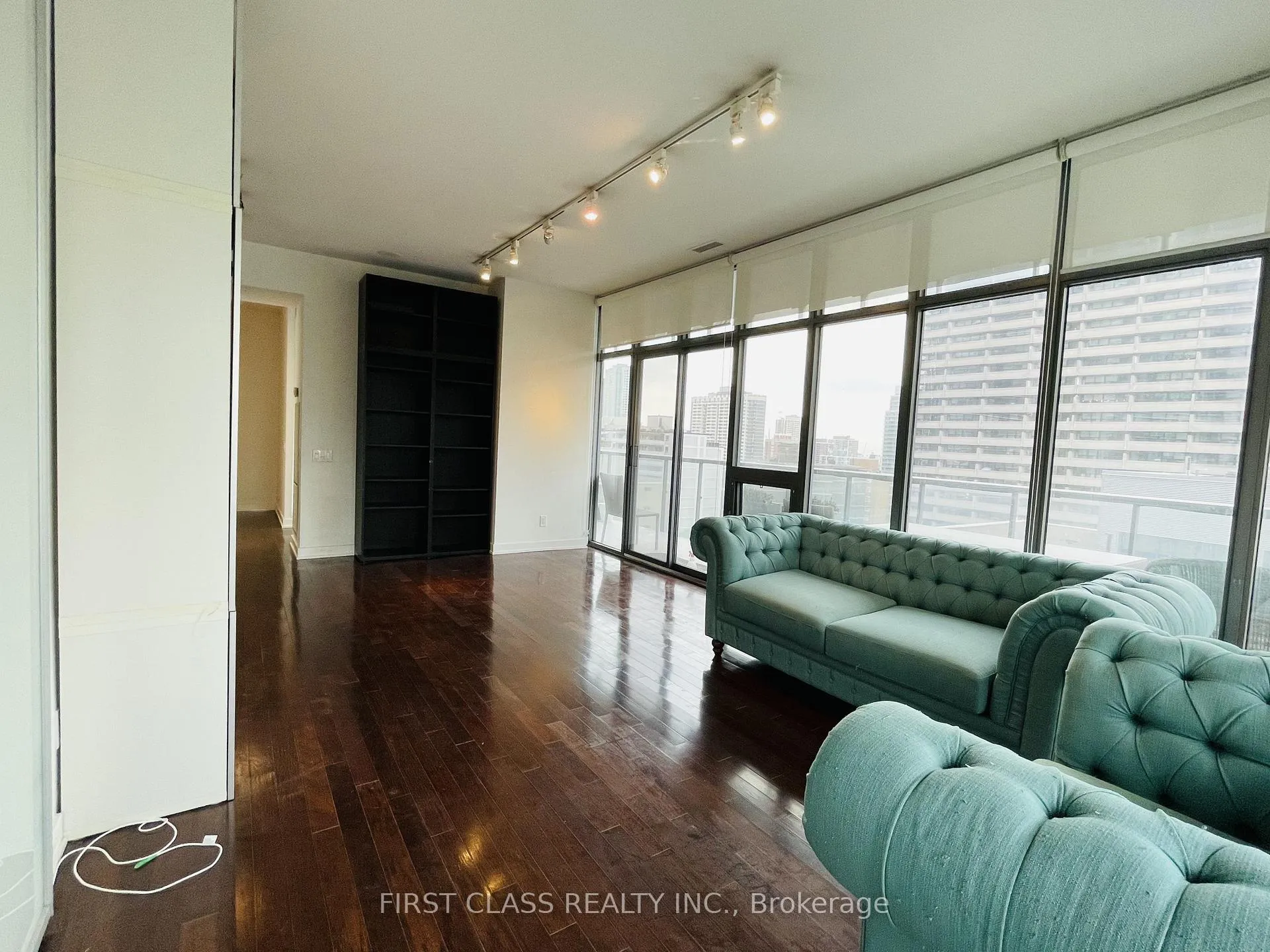 Photo 7 of Unit 1105, 33 Charles Street E, Toronto, Church-Yonge Corridor — HOMEH