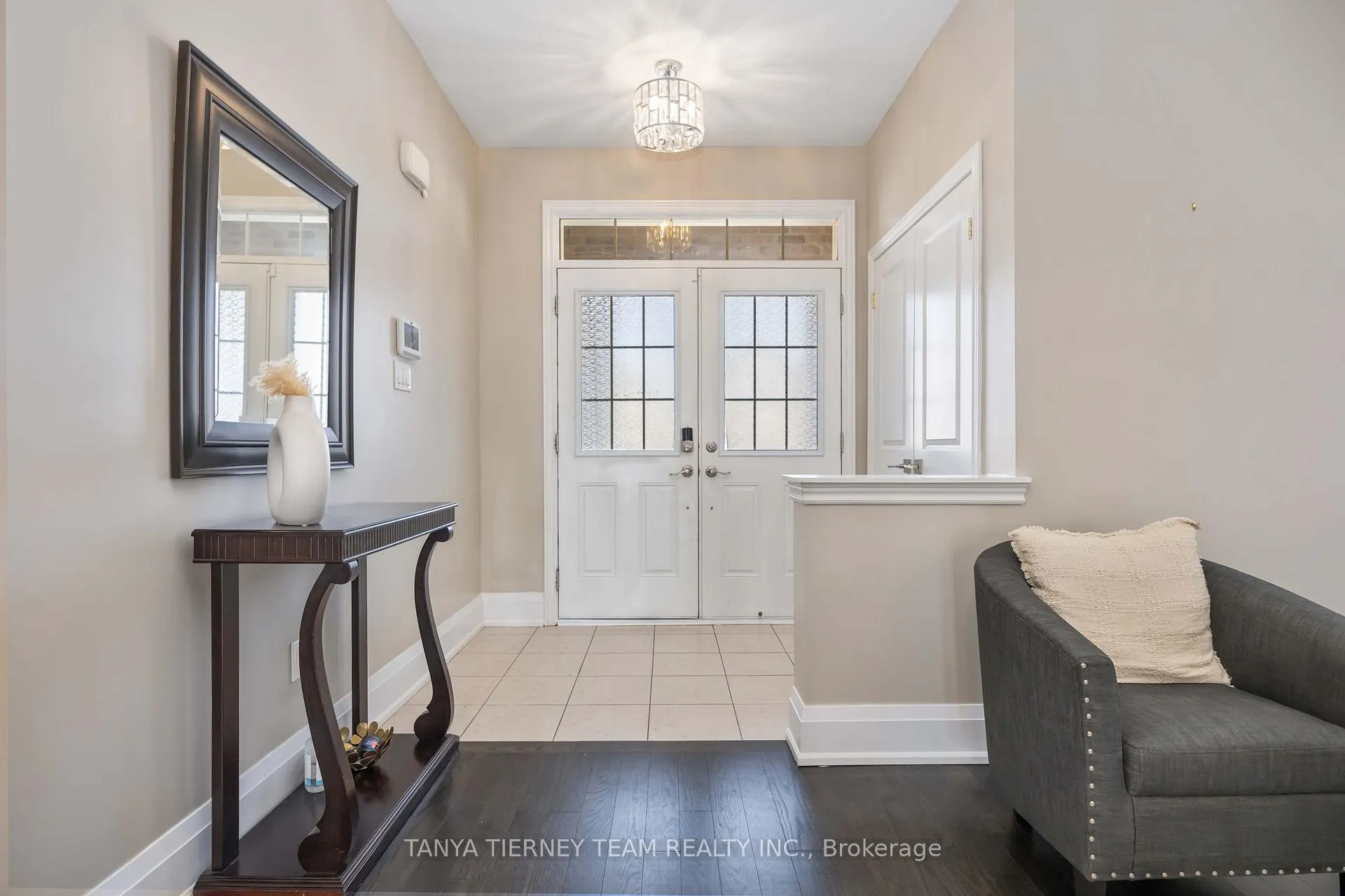Photo 4 of 111 Braebrook Drive, Whitby, Rolling Acres — HOMEH