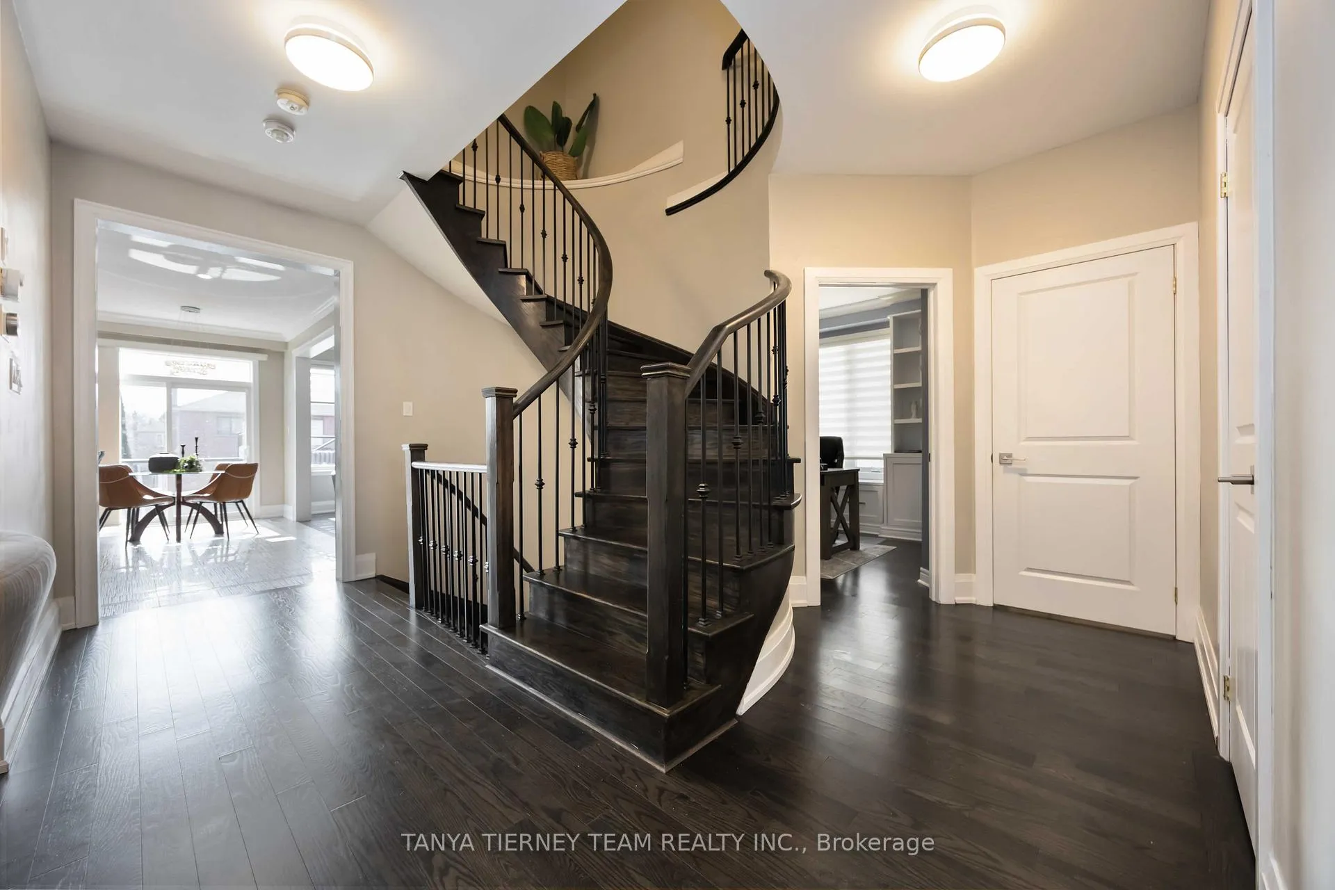 Photo 12 of 111 Braebrook Drive, Whitby, Rolling Acres — HOMEH