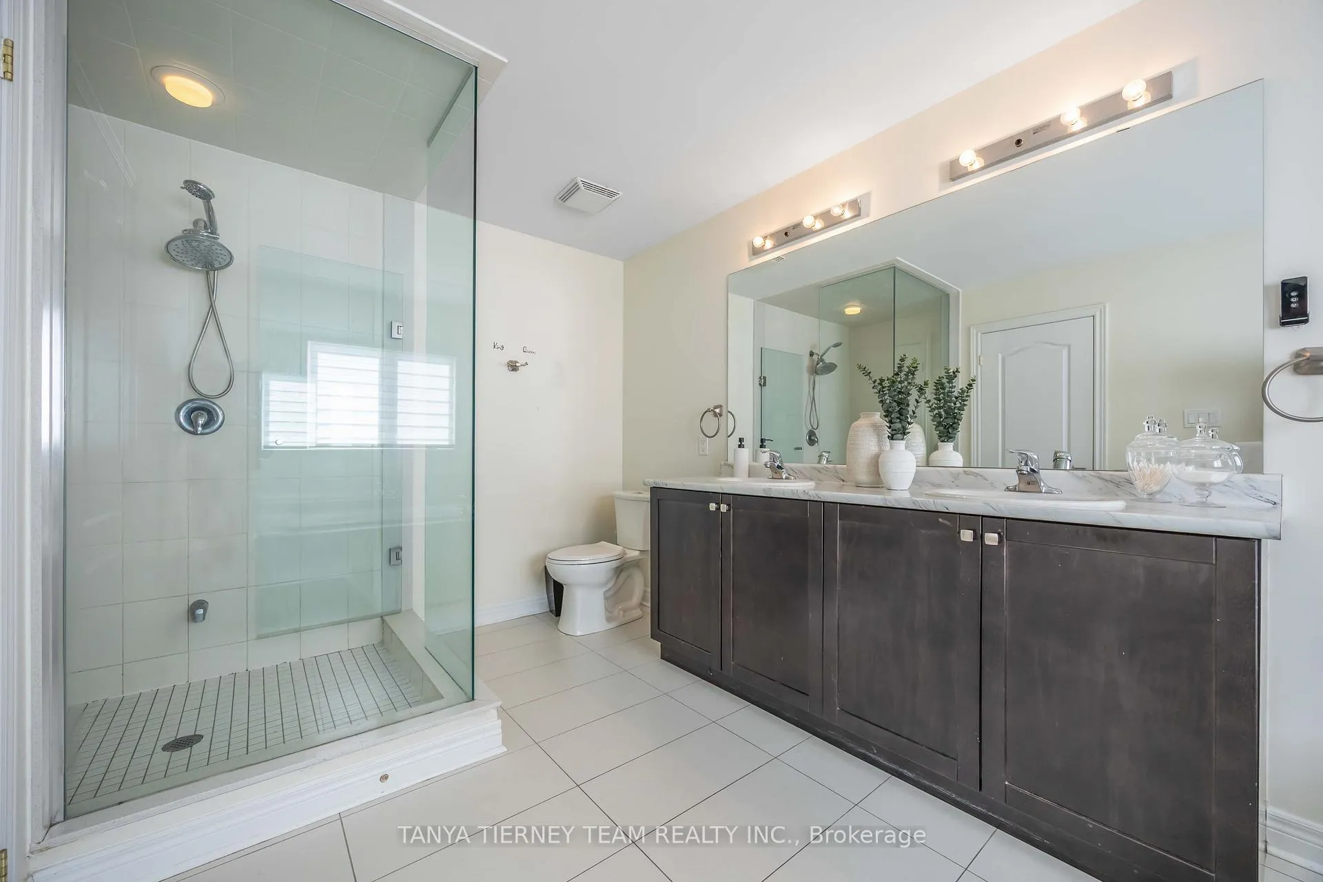 Photo 32 of 111 Braebrook Drive, Whitby, Rolling Acres — HOMEH