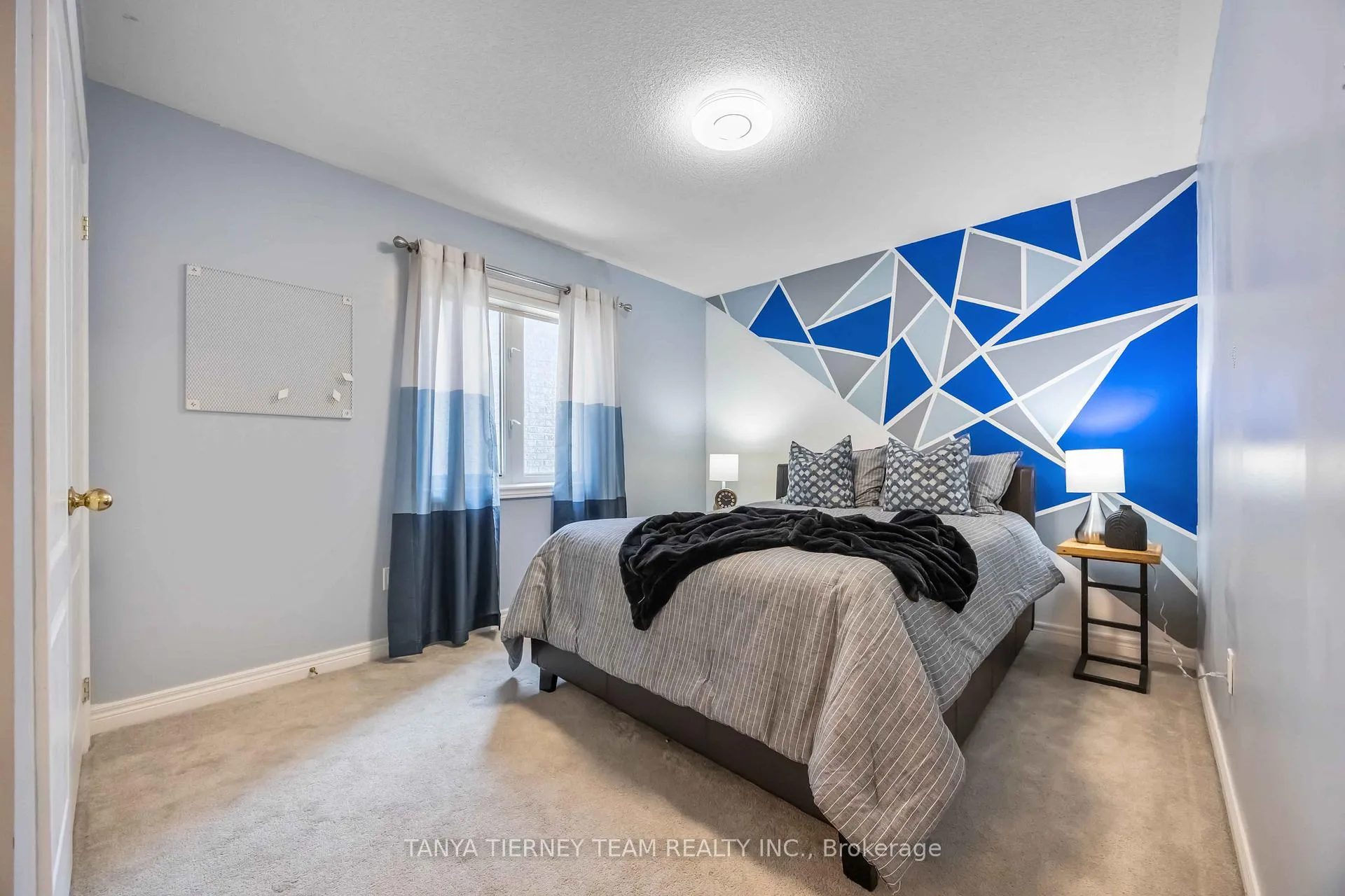 Photo 34 of 111 Braebrook Drive, Whitby, Rolling Acres — HOMEH
