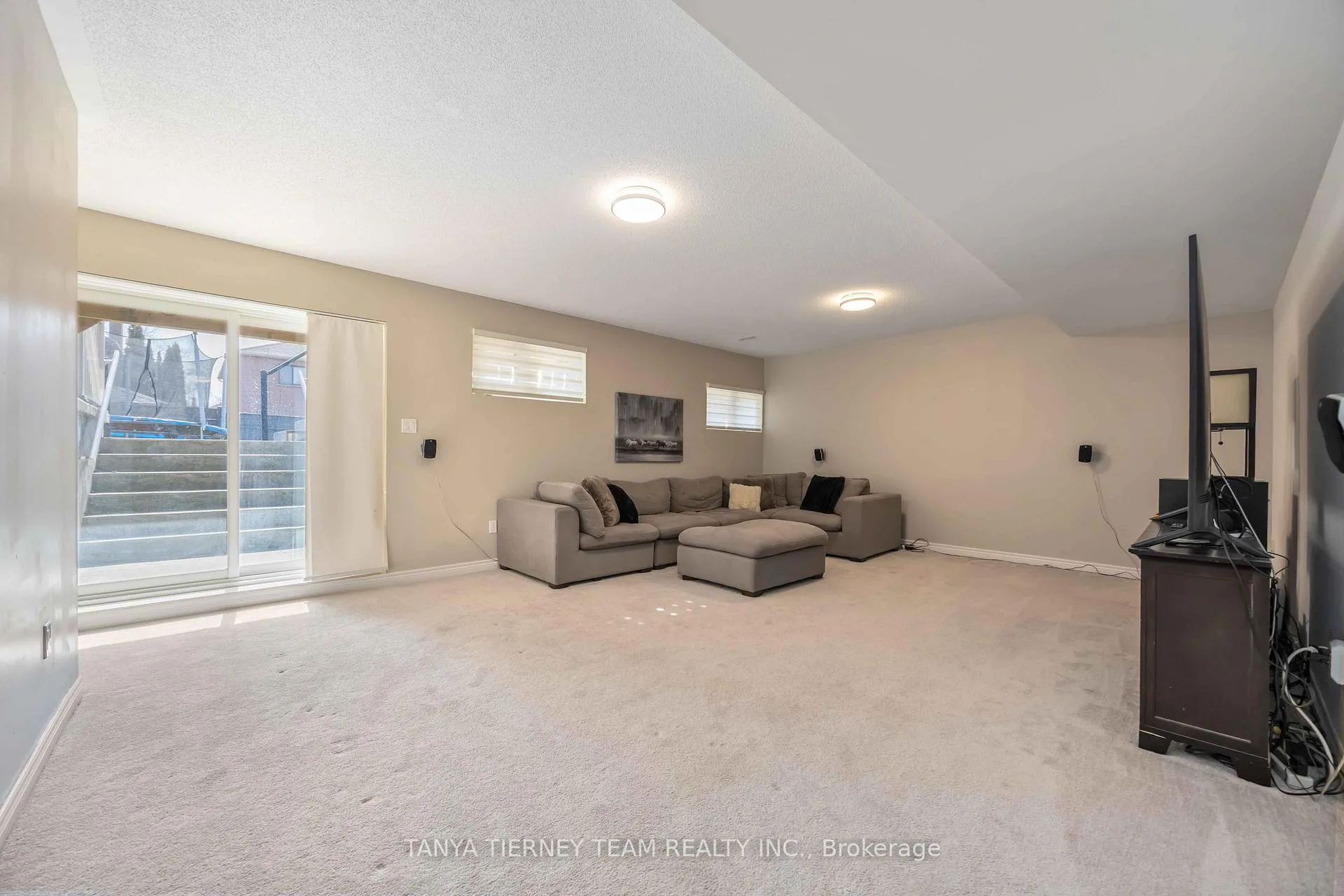 Photo 41 of 111 Braebrook Drive, Whitby, Rolling Acres — HOMEH