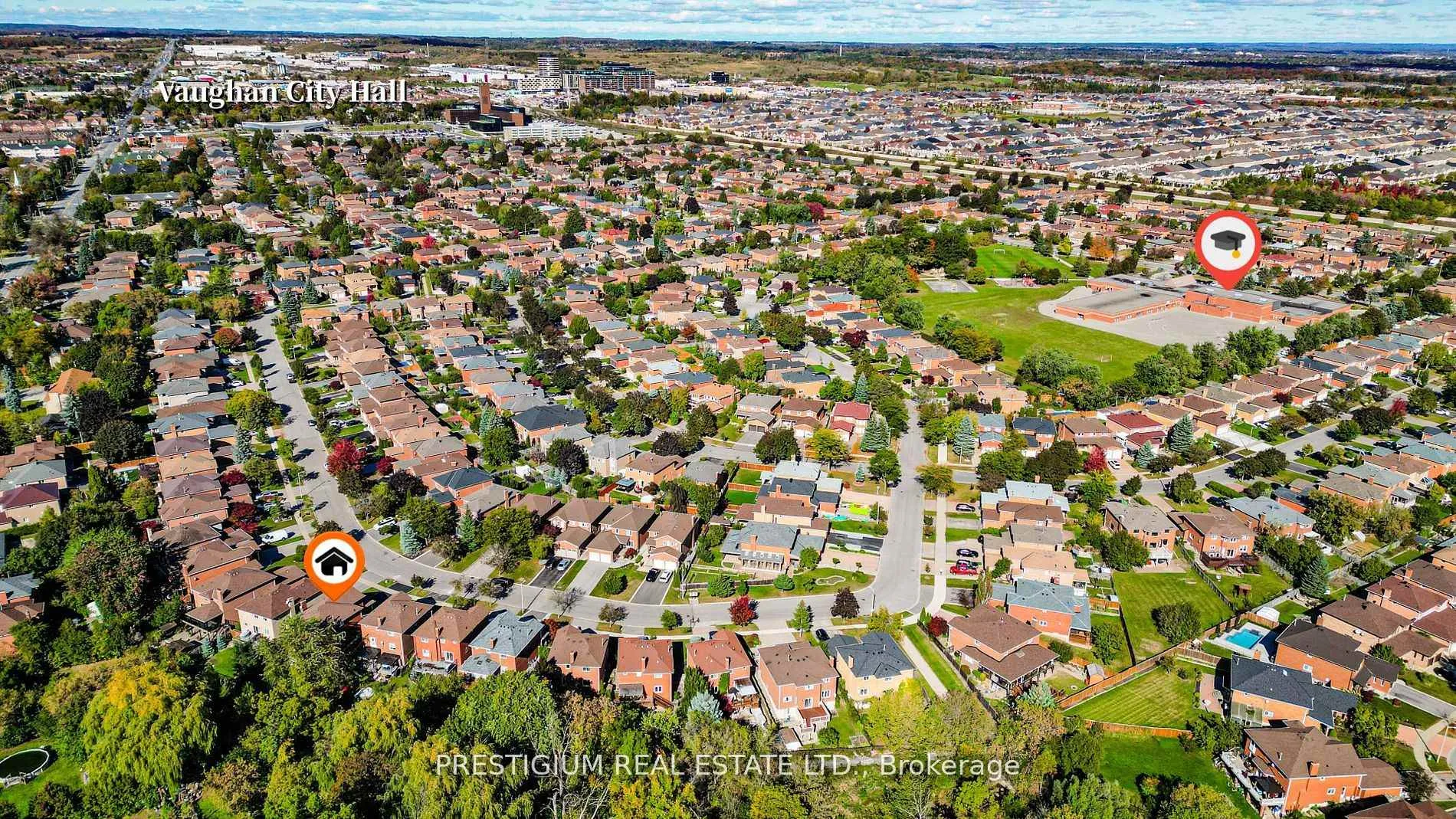 Photo 4 of Unit Upper, 55 Fifefield Drive, Vaughan, Maple — HOMEH