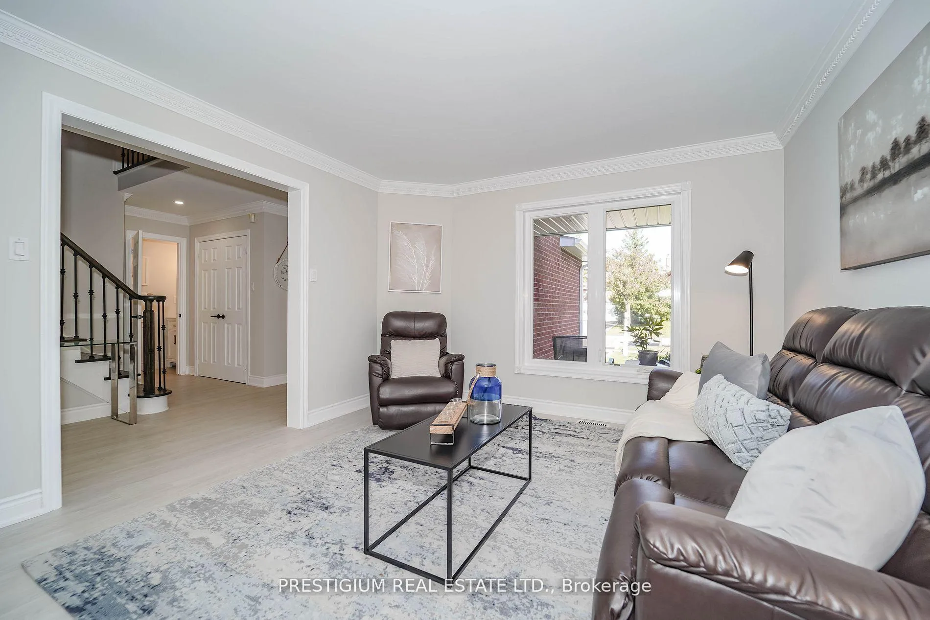 Photo 9 of Unit Upper, 55 Fifefield Drive, Vaughan, Maple — HOMEH