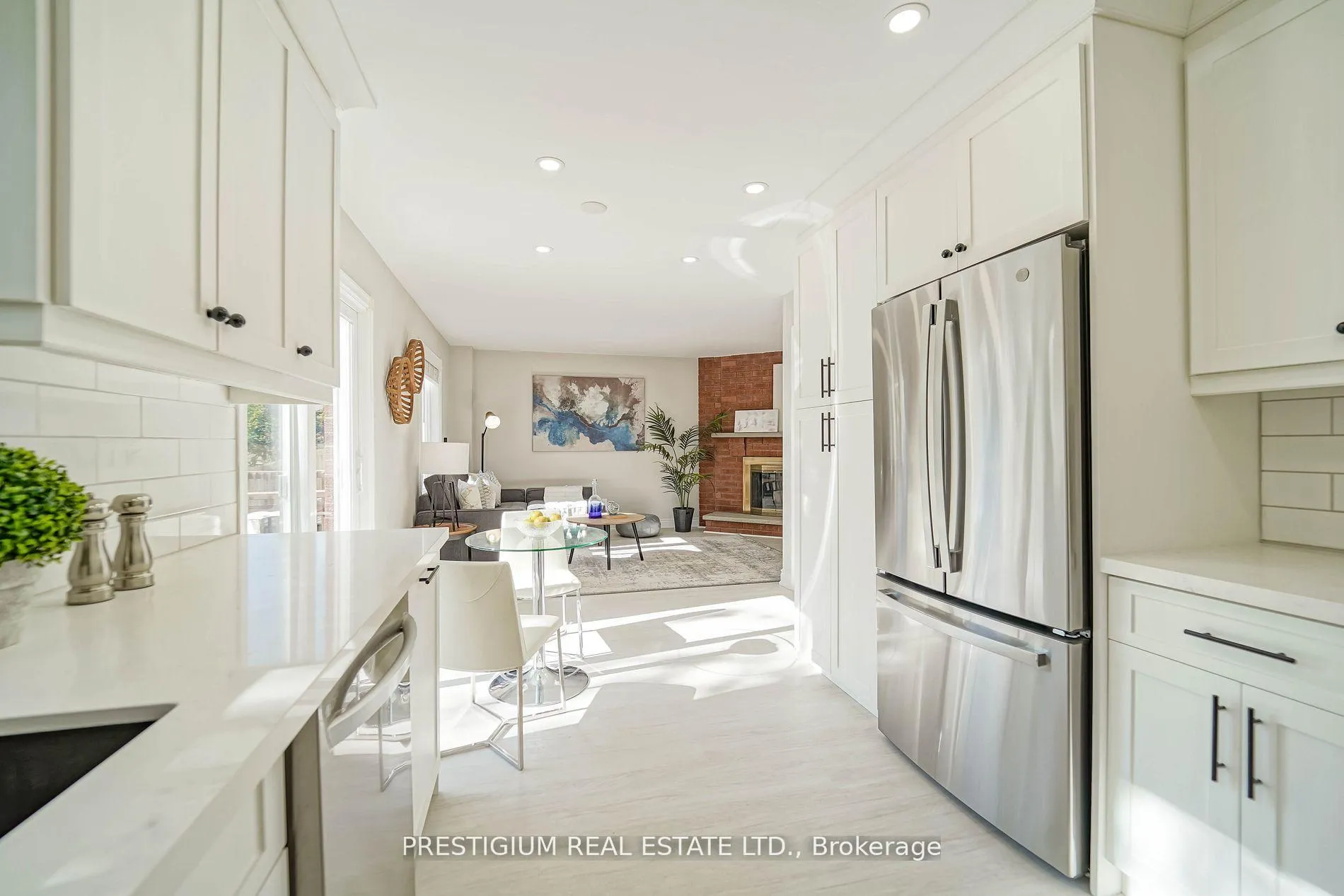 Photo 16 of Unit Upper, 55 Fifefield Drive, Vaughan, Maple — HOMEH