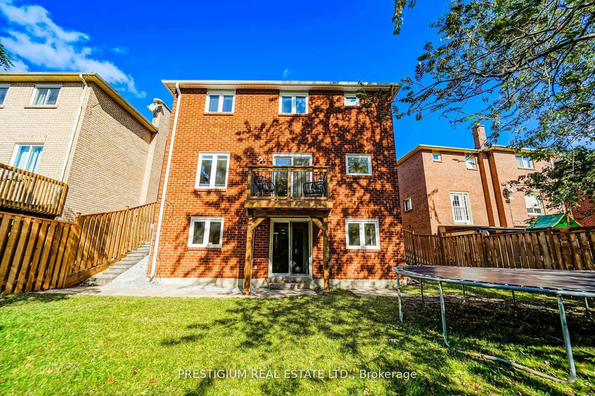 Photo 32 of Unit Upper, 55 Fifefield Drive, Vaughan, Maple — HOMEH