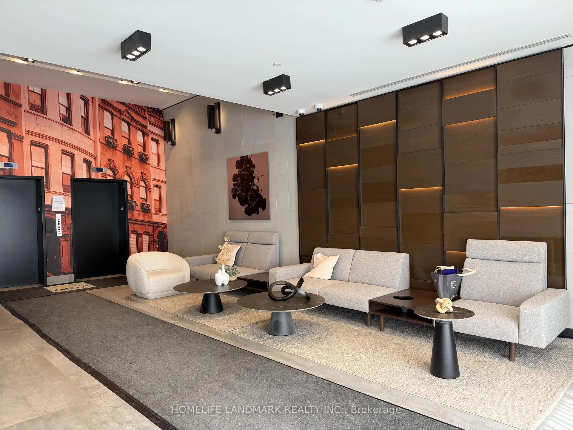 Photo 2 of Unit 314, 38 Simcoe Promenade, Markham, Unionville — HOMEH