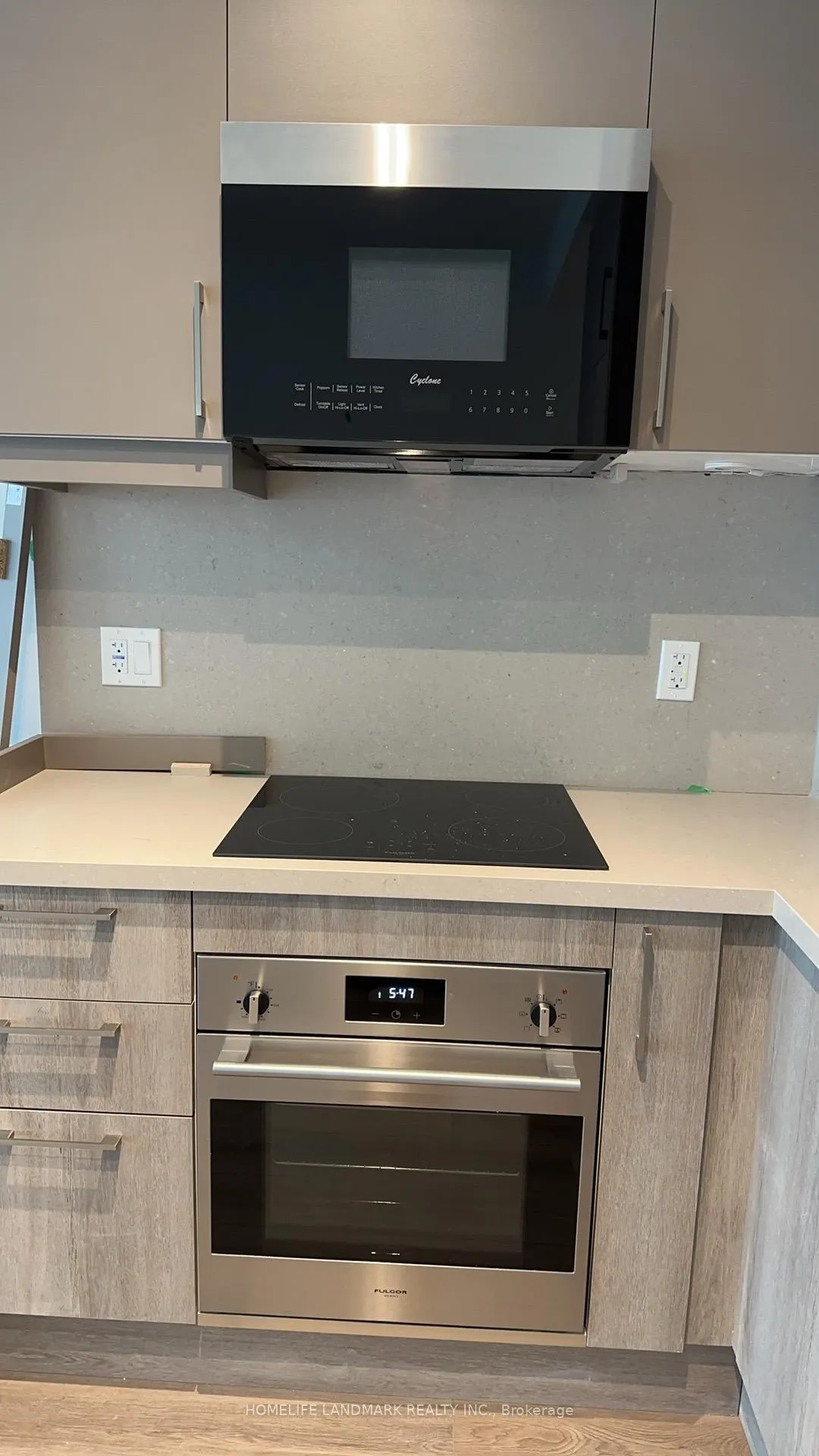Photo 13 of Unit 314, 38 Simcoe Promenade, Markham, Unionville — HOMEH