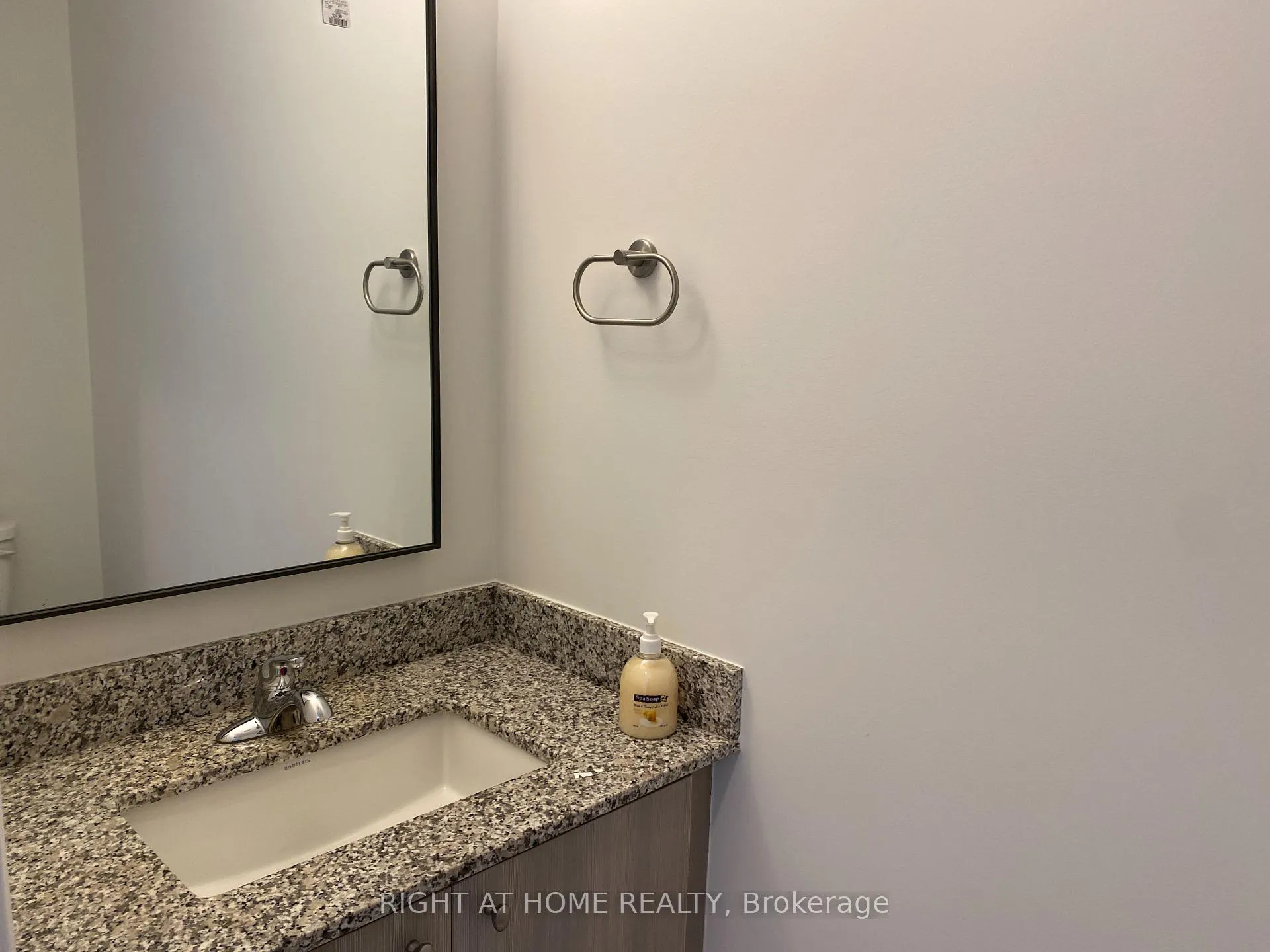 Photo 9 of 2124 Dale Road, Innisfil, Alcona — HOMEH