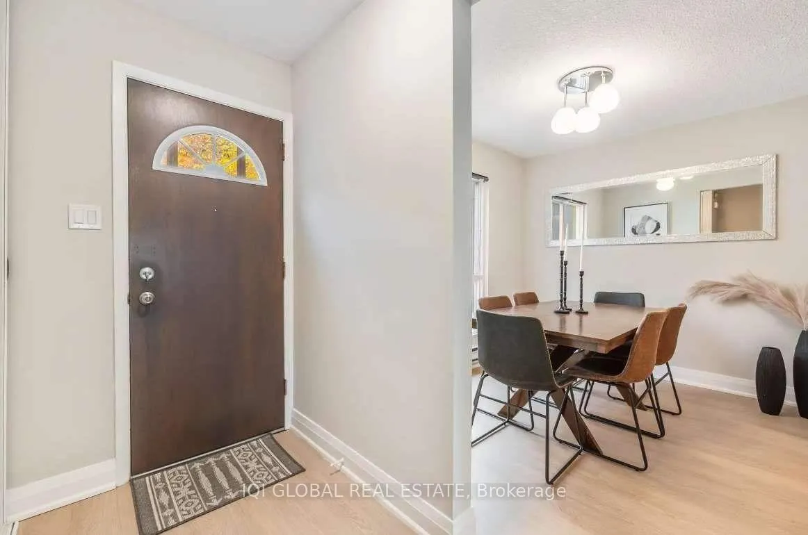 Front of Unit 14, 14 Rock Fern Way