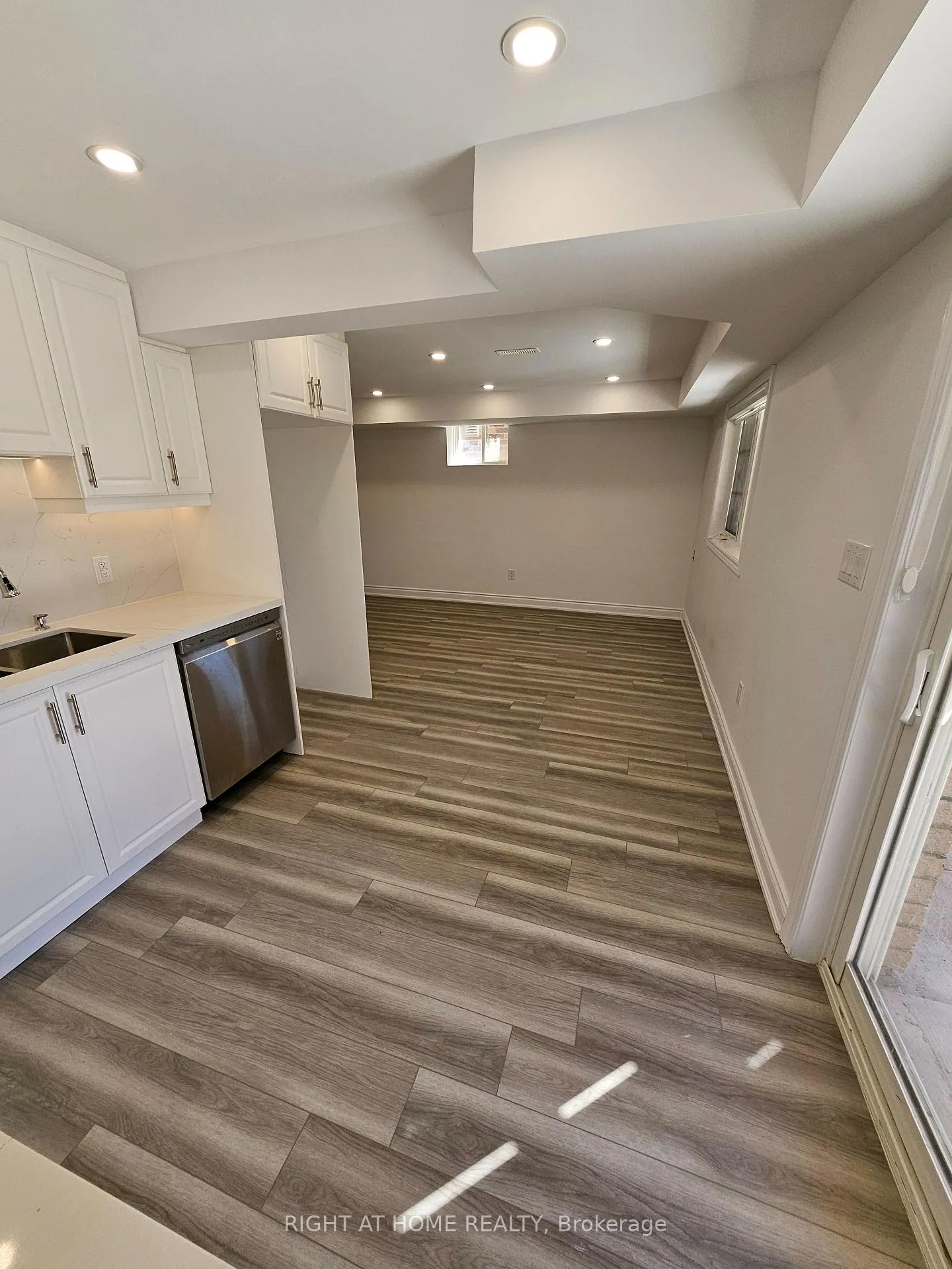 Photo 9 of Unit Lower, 1290 Duignan Crescent, Milton, Ford — HOMEH