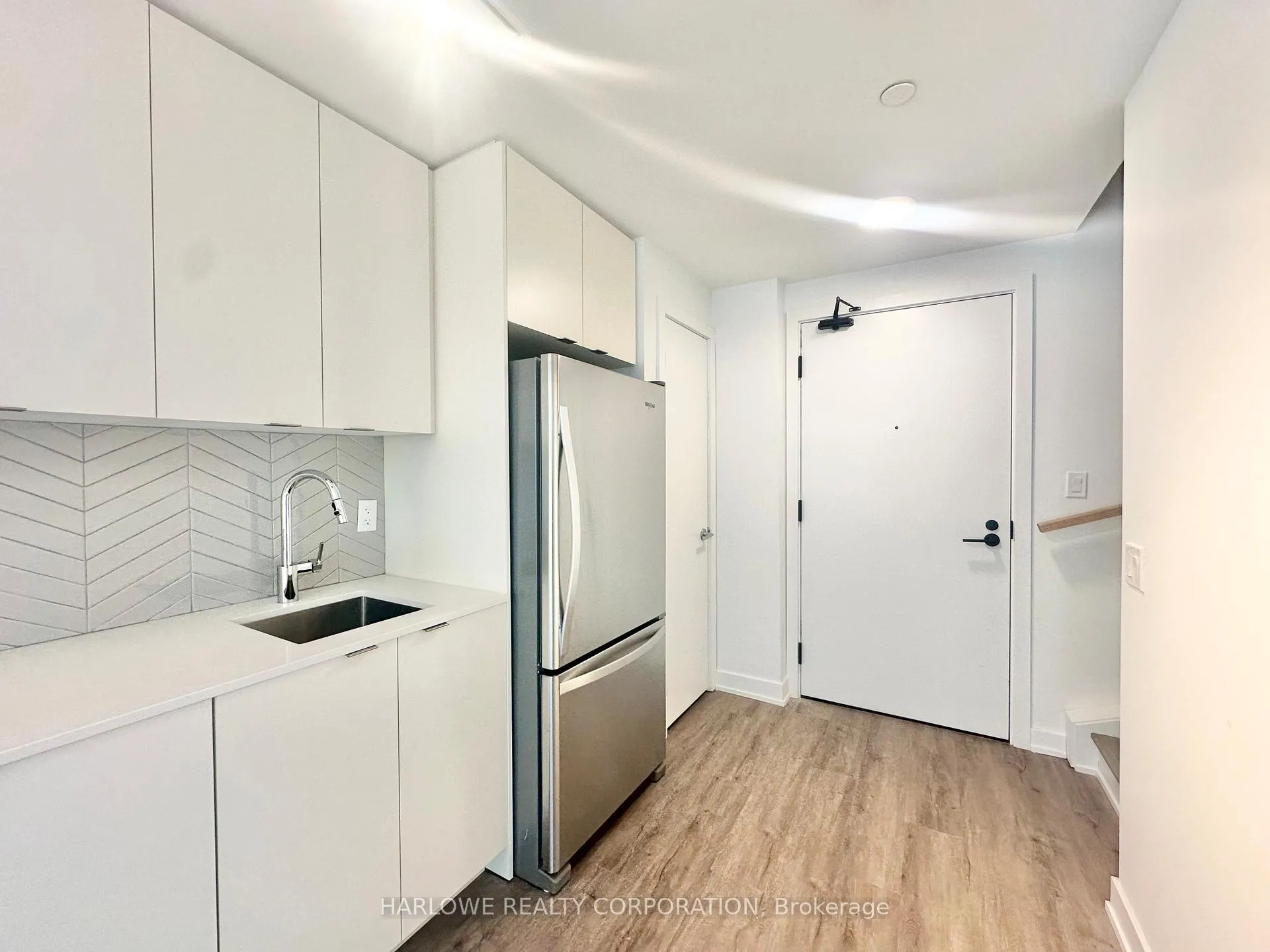 Photo 2 of Unit 172 E, 1610 Charles Street E, Whitby, Port Whitby — HOMEH