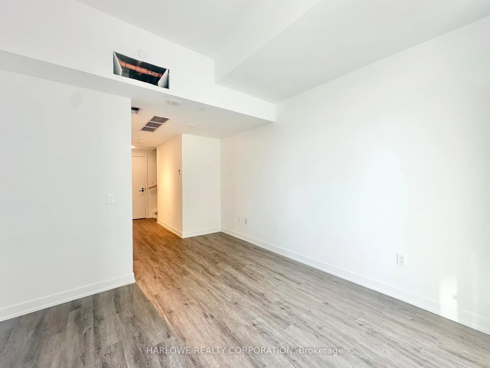 Photo 11 of Unit 172 E, 1610 Charles Street E, Whitby, Port Whitby — HOMEH