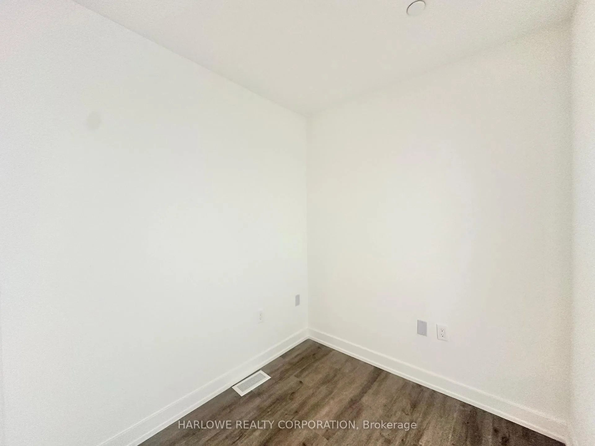 Photo 12 of Unit 172 E, 1610 Charles Street E, Whitby, Port Whitby — HOMEH