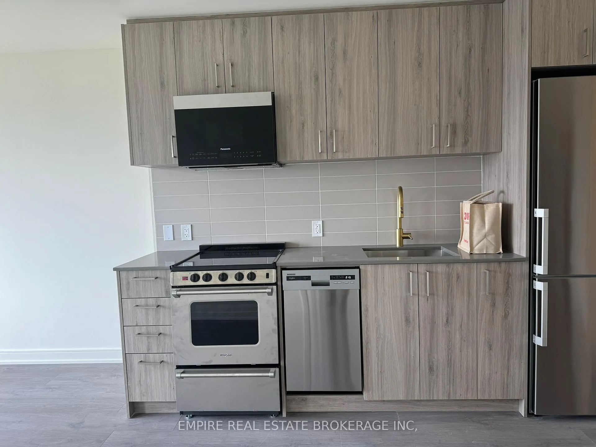 Photo 4 of Unit 1404, 8010 Derry Road, Milton, Coates — HOMEH