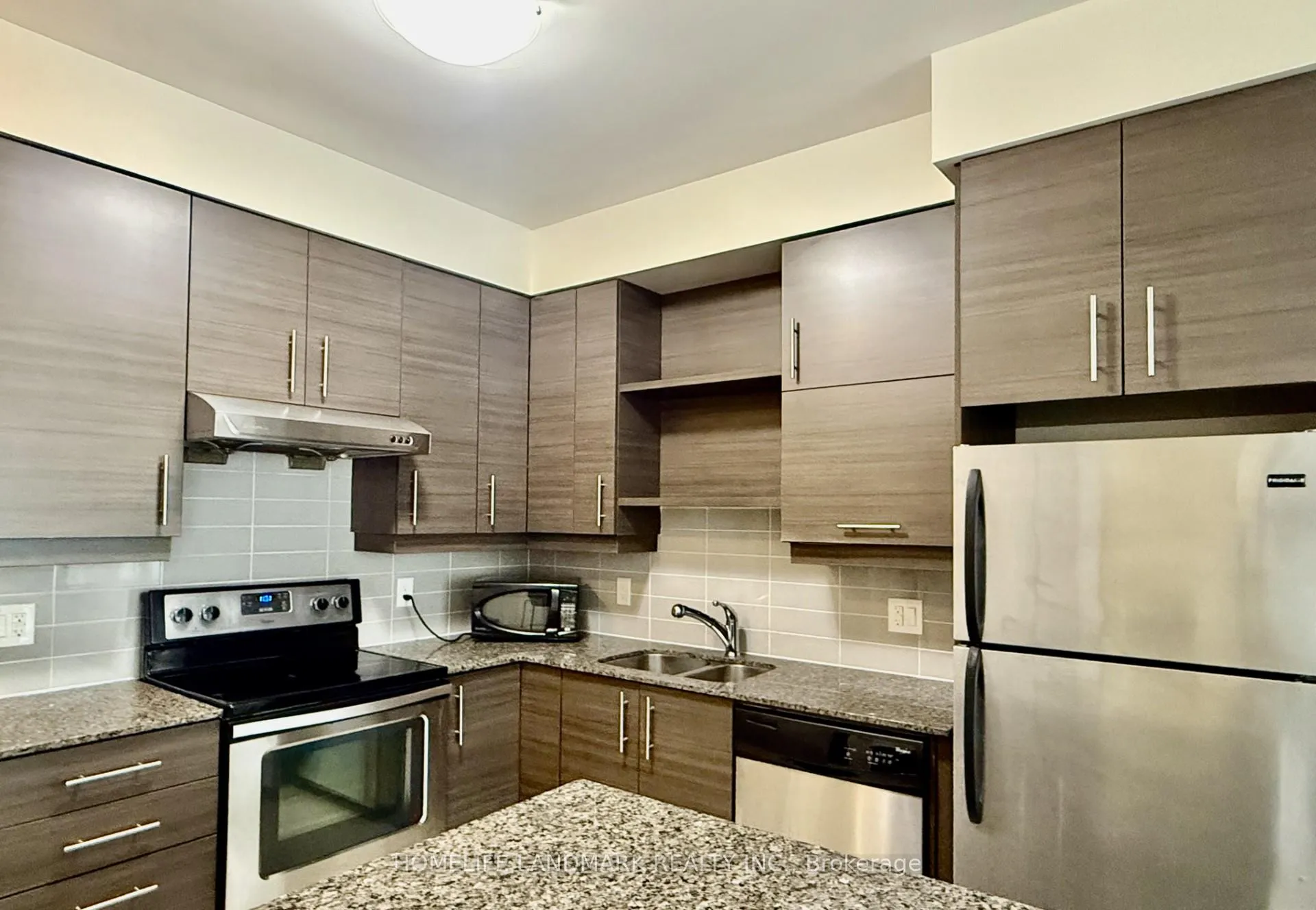 Photo 5 of Unit 917, 277 South Park Road, Markham, Commerce Valley — HOMEH