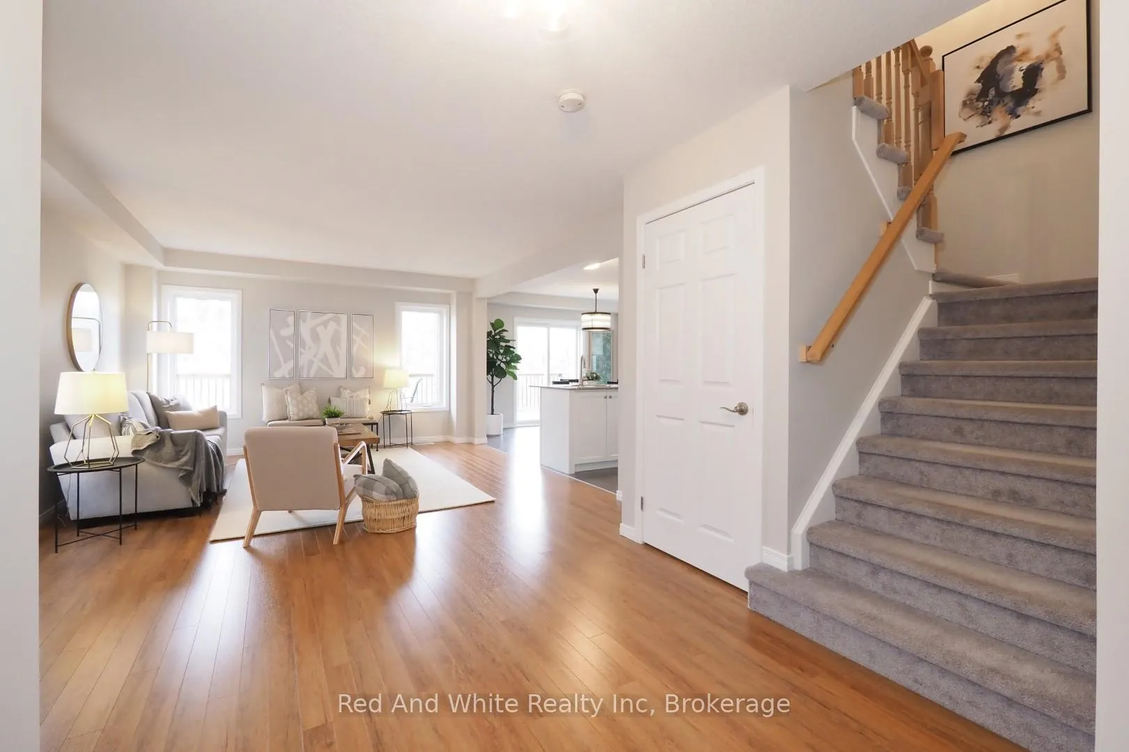 Photo 8 of 441 Woodbine Avenue, Kitchener — HOMEH