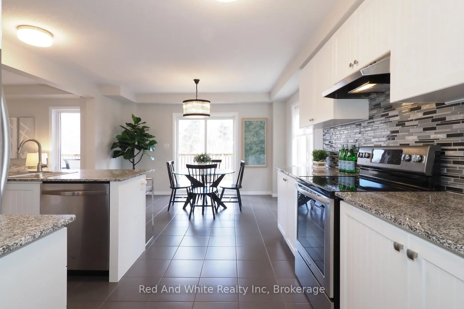 Photo 18 of 441 Woodbine Avenue, Kitchener — HOMEH