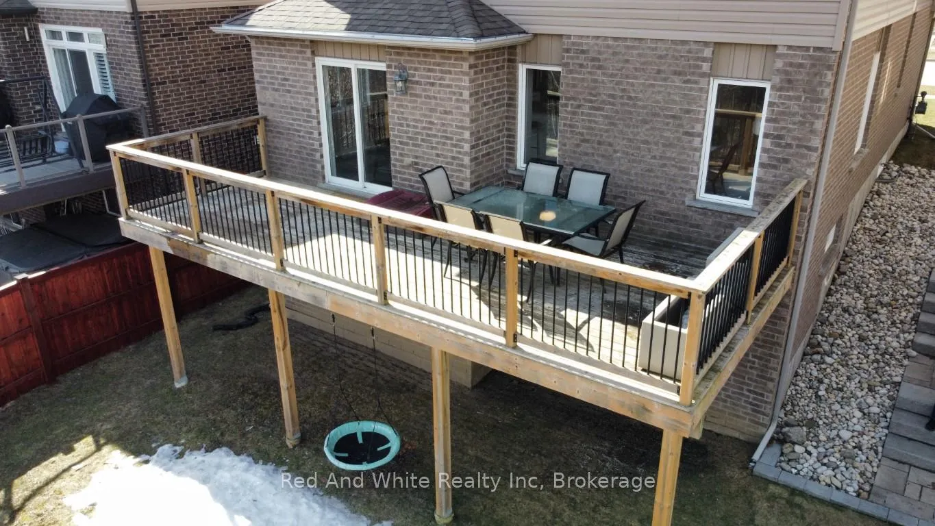 Photo 46 of 441 Woodbine Avenue, Kitchener — HOMEH