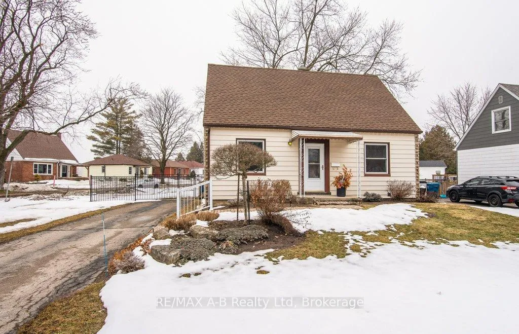 Photo 1 of 54 Glastonbury Drive, Stratford — HOMEH
