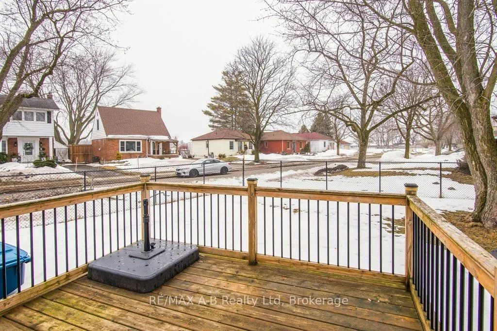 Photo 13 of 54 Glastonbury Drive, Stratford — HOMEH