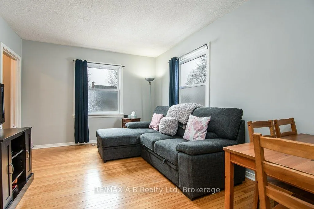 Photo 18 of 54 Glastonbury Drive, Stratford — HOMEH